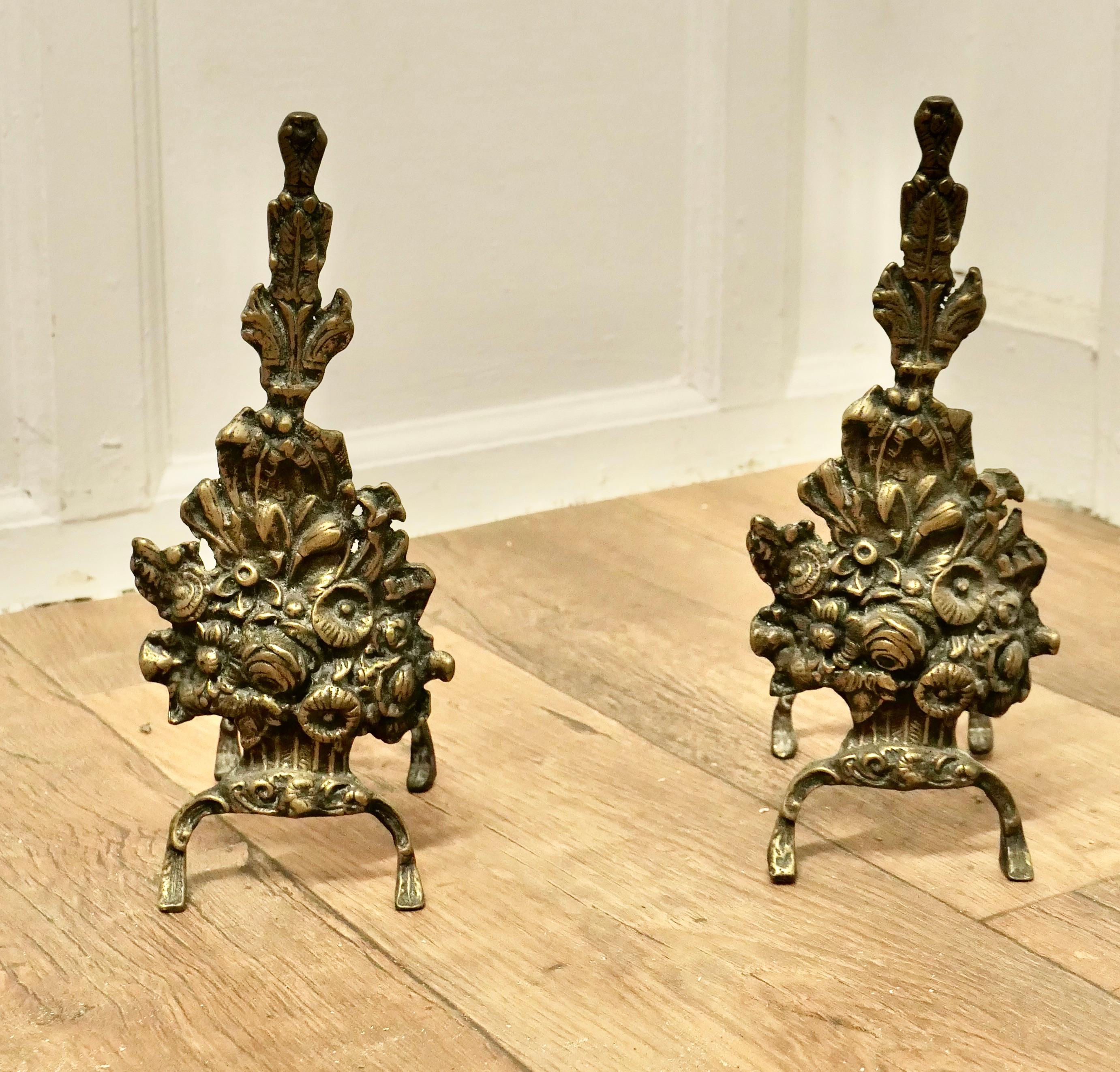 Superb Quality and Design 19th Century Brass Andirons    In Good Condition For Sale In Chillerton, Isle of Wight
