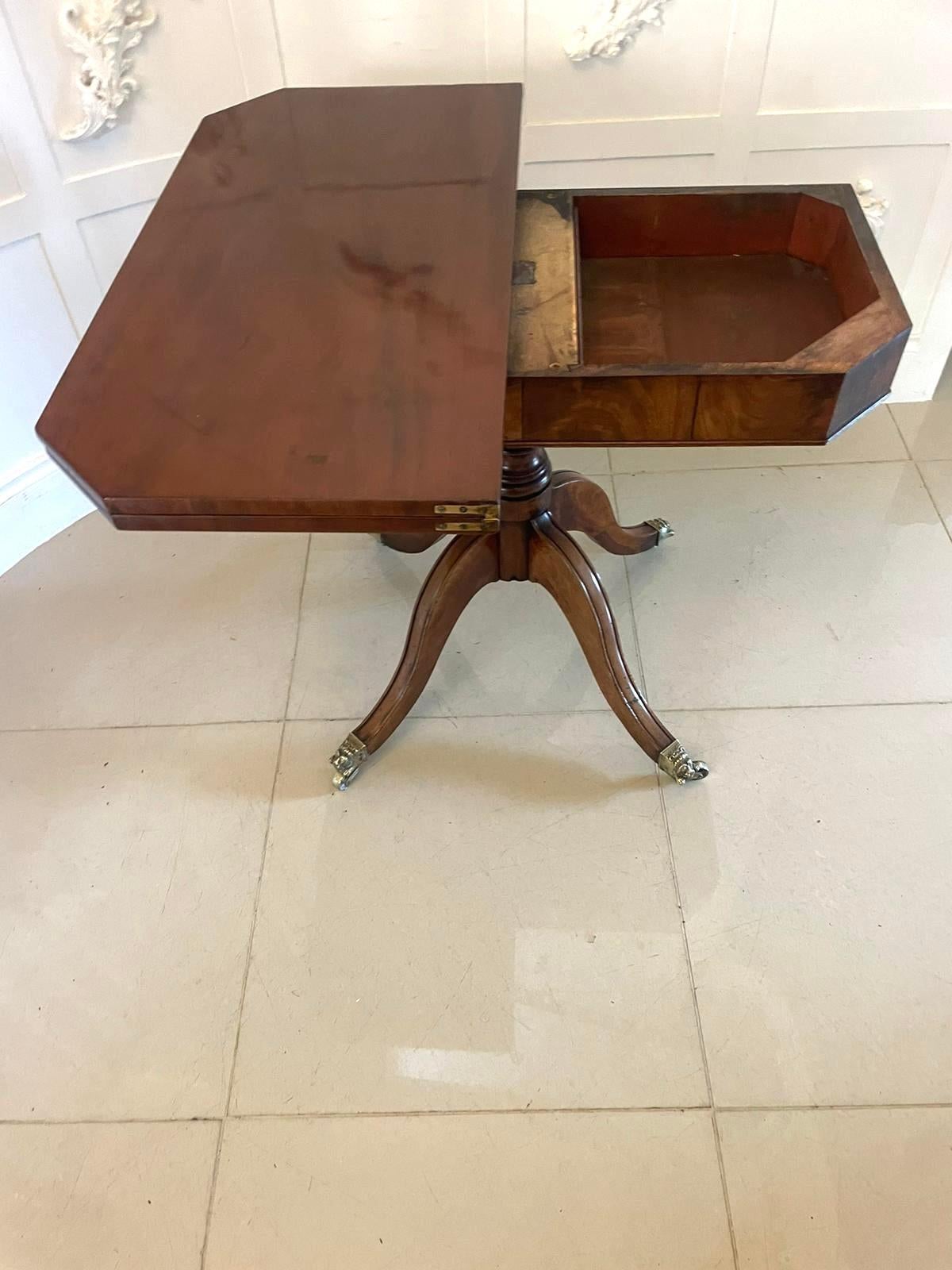 Superbe table à thé/console en acajou figuré de style Régence du 19e siècle, ancienne qualité Bon état - En vente à Suffolk, GB