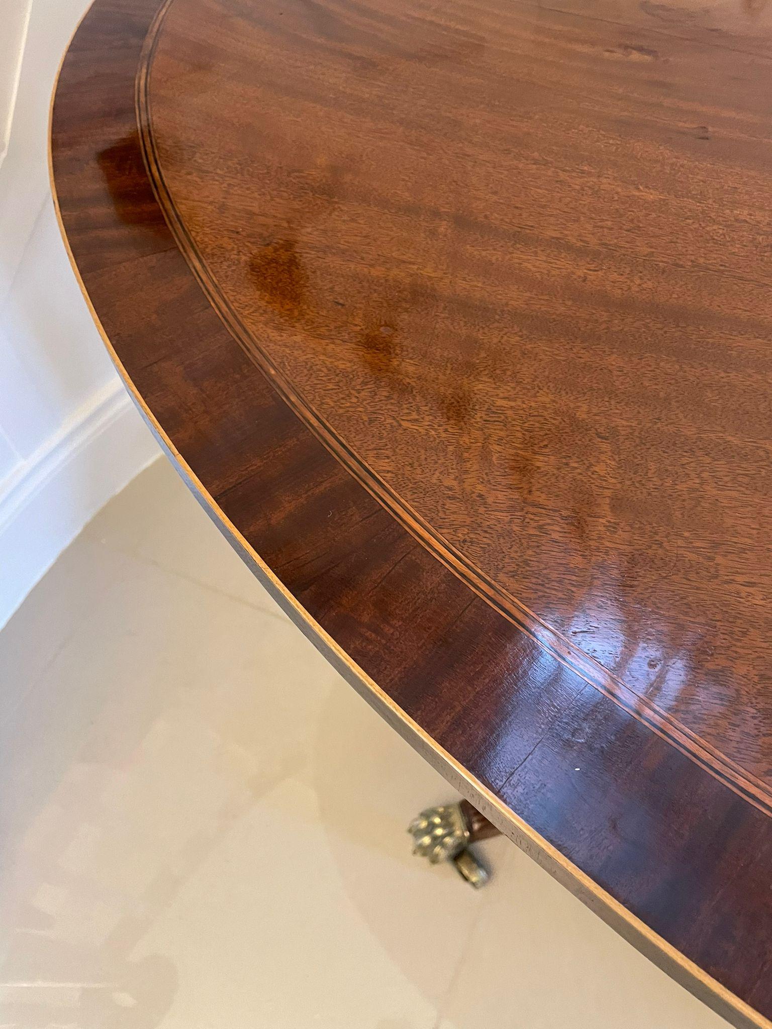 Superb Quality Antique George III Mahogany Oval Centre Table For Sale 4