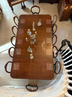 Hochwertiger antiker Regency-Dreisäulen-Mahagoni-Esstisch