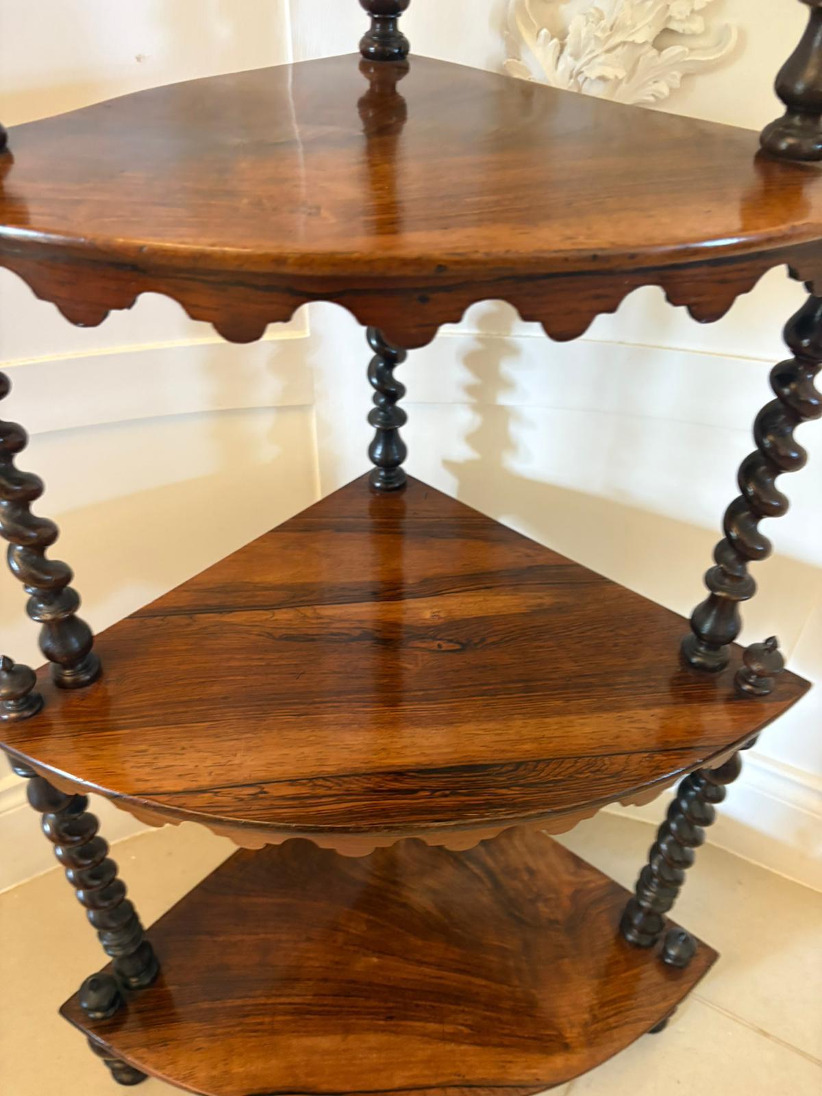 Hervorragende Qualität antiken viktorianischen 4 Tier Rosenholz Ecke Whatnot (Sonstiges) im Angebot