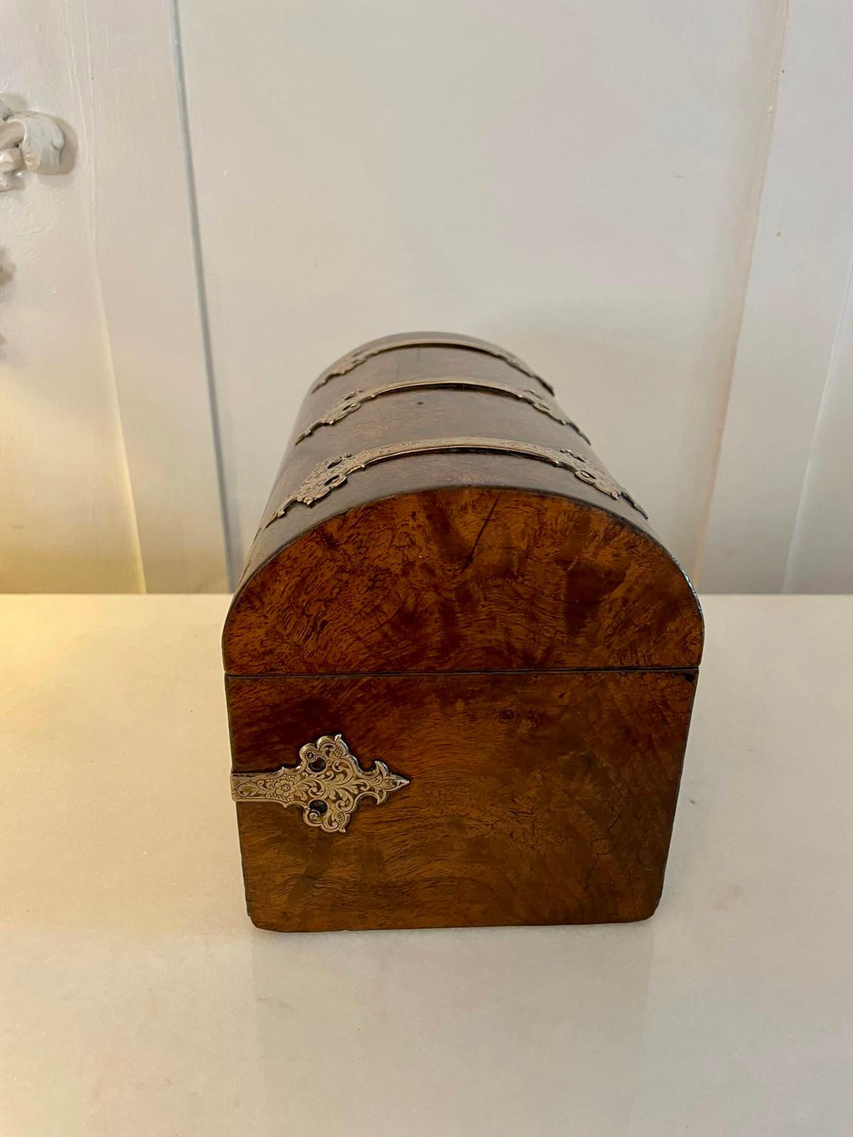 Superb Quality Antique Victorian Burr Walnut and Brass Mounted Tea Caddy For Sale 5