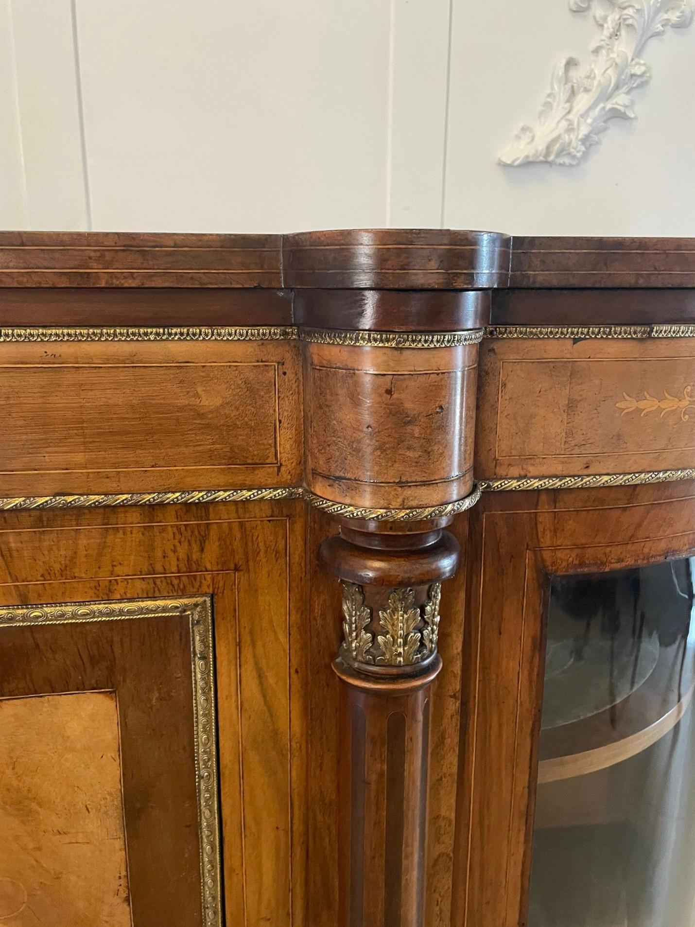 Credenza/Escritorio Victoriano Antiguo con Incrustaciones de Nogal de Magnífica Calidad en venta 4