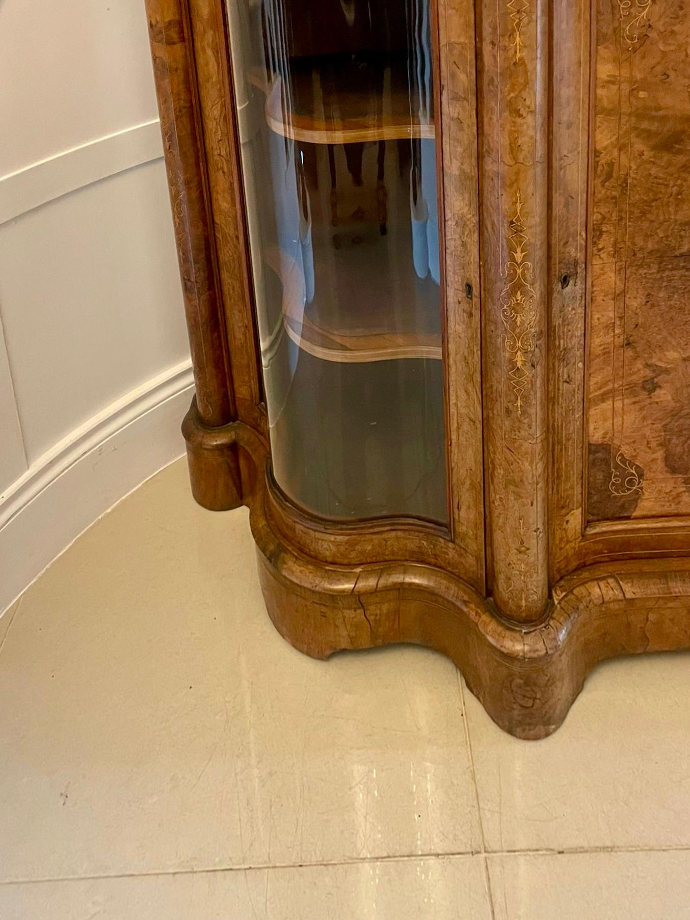 Credenza/Escritorio Victoriano Antiguo con Incrustaciones de Nogal de Magnífica Calidad en venta 7