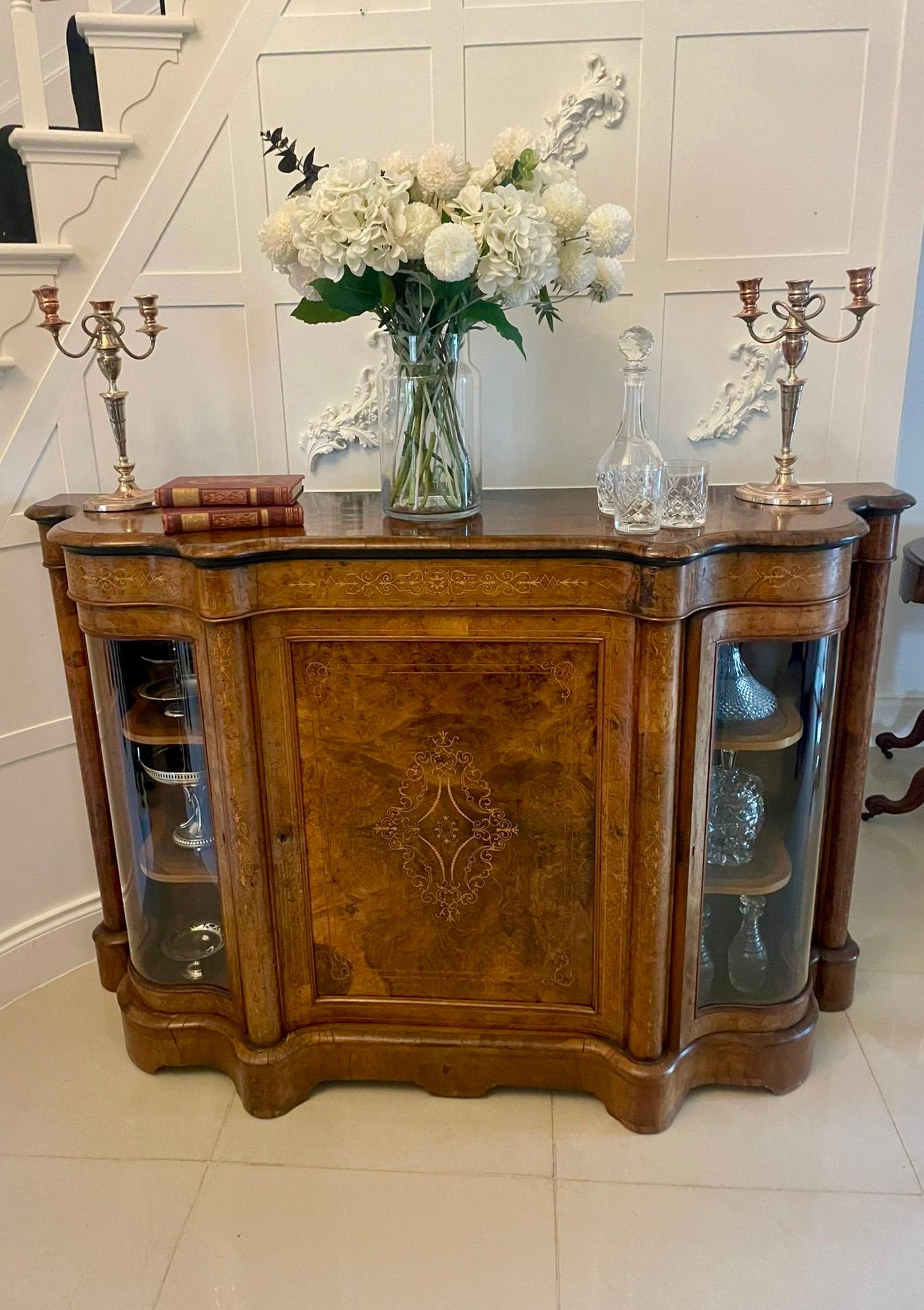 Credenza/Escritorio Victoriano Antiguo con Incrustaciones de Nogal de Magnífica Calidad en venta 8