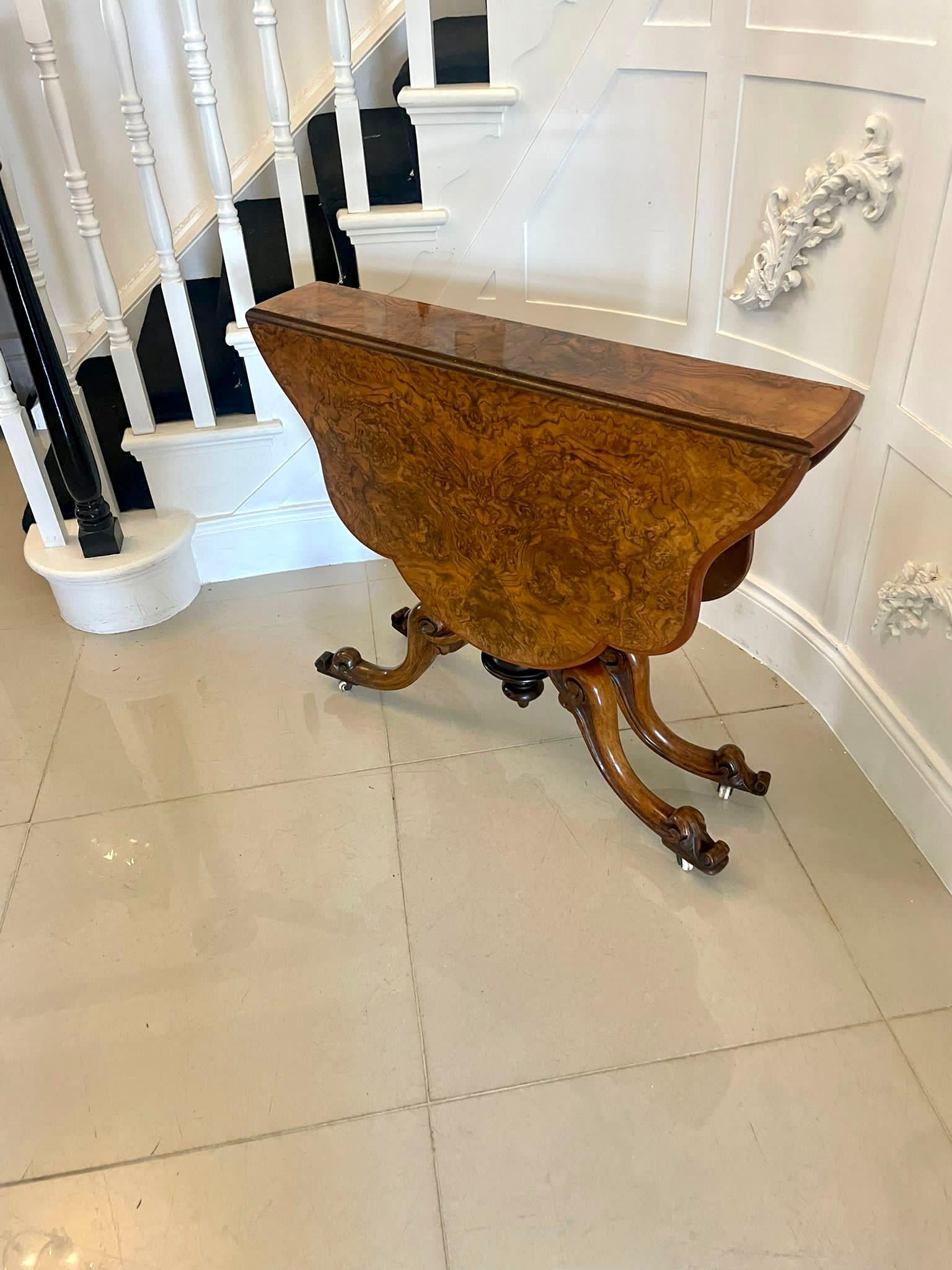 Superb Quality Antique Victorian Burr Walnut Sutherland Table  In Good Condition In Suffolk, GB