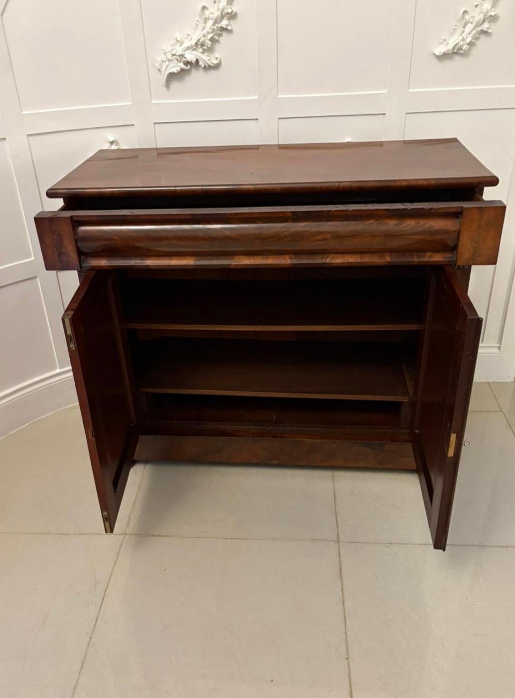 Superb Quality Antique Victorian Figured Mahogany Sideboard 9