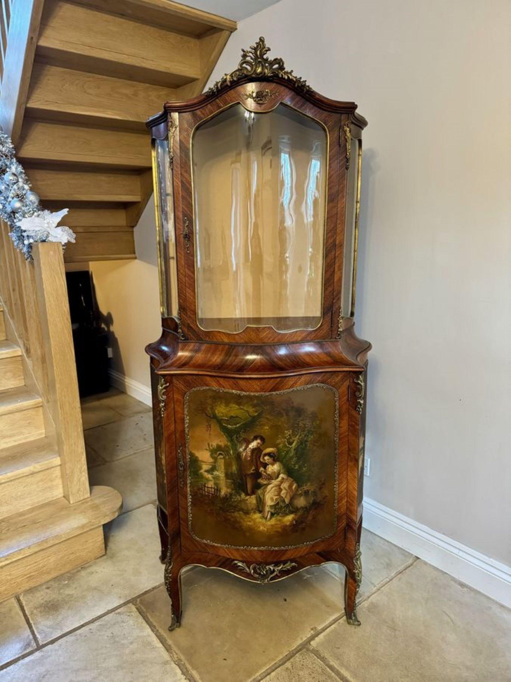 Vitrina antigua victoriana francesa de kingwood de excelente calidad en venta 2