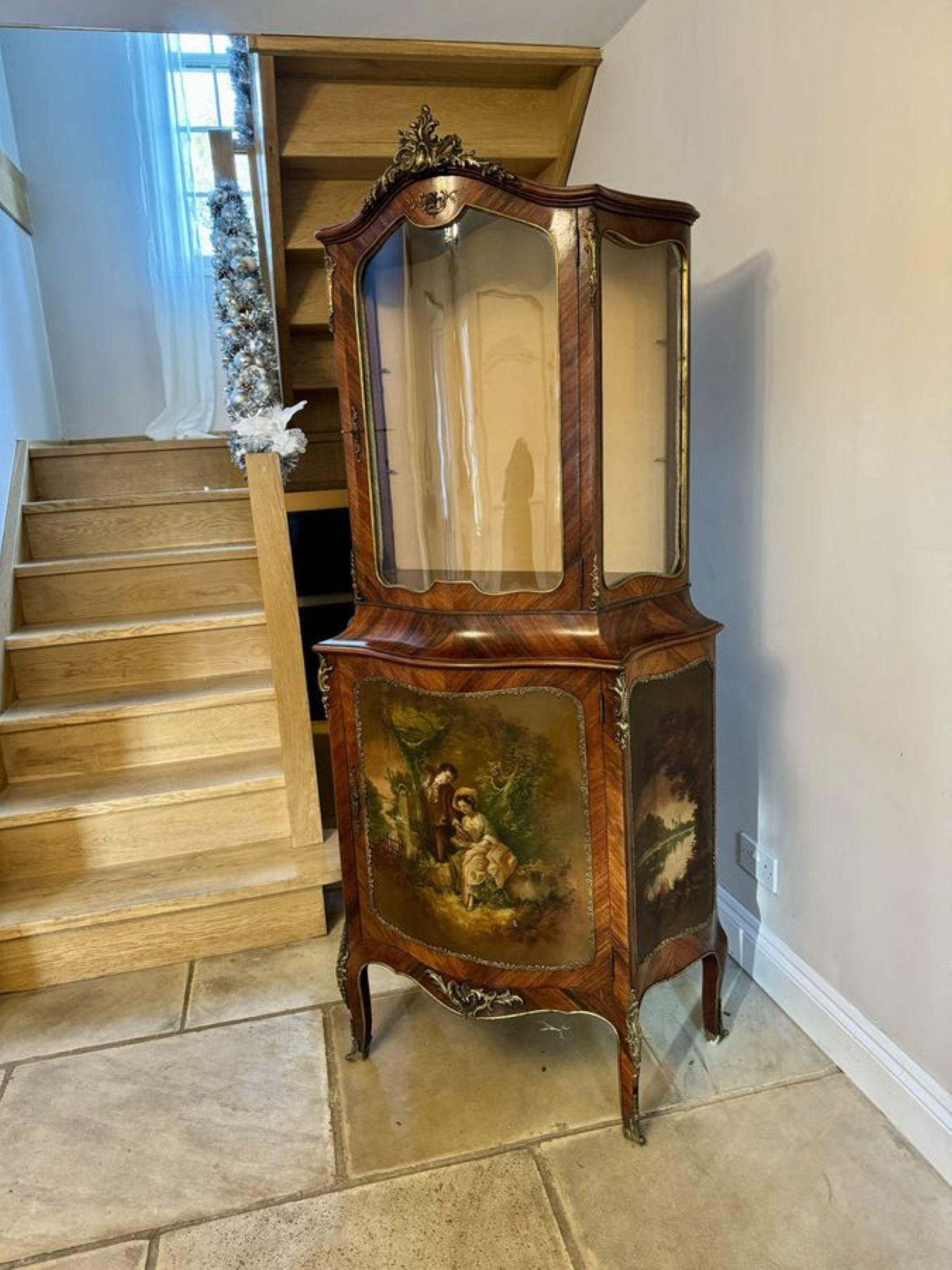 Vitrina antigua victoriana francesa de kingwood de excelente calidad en venta 3