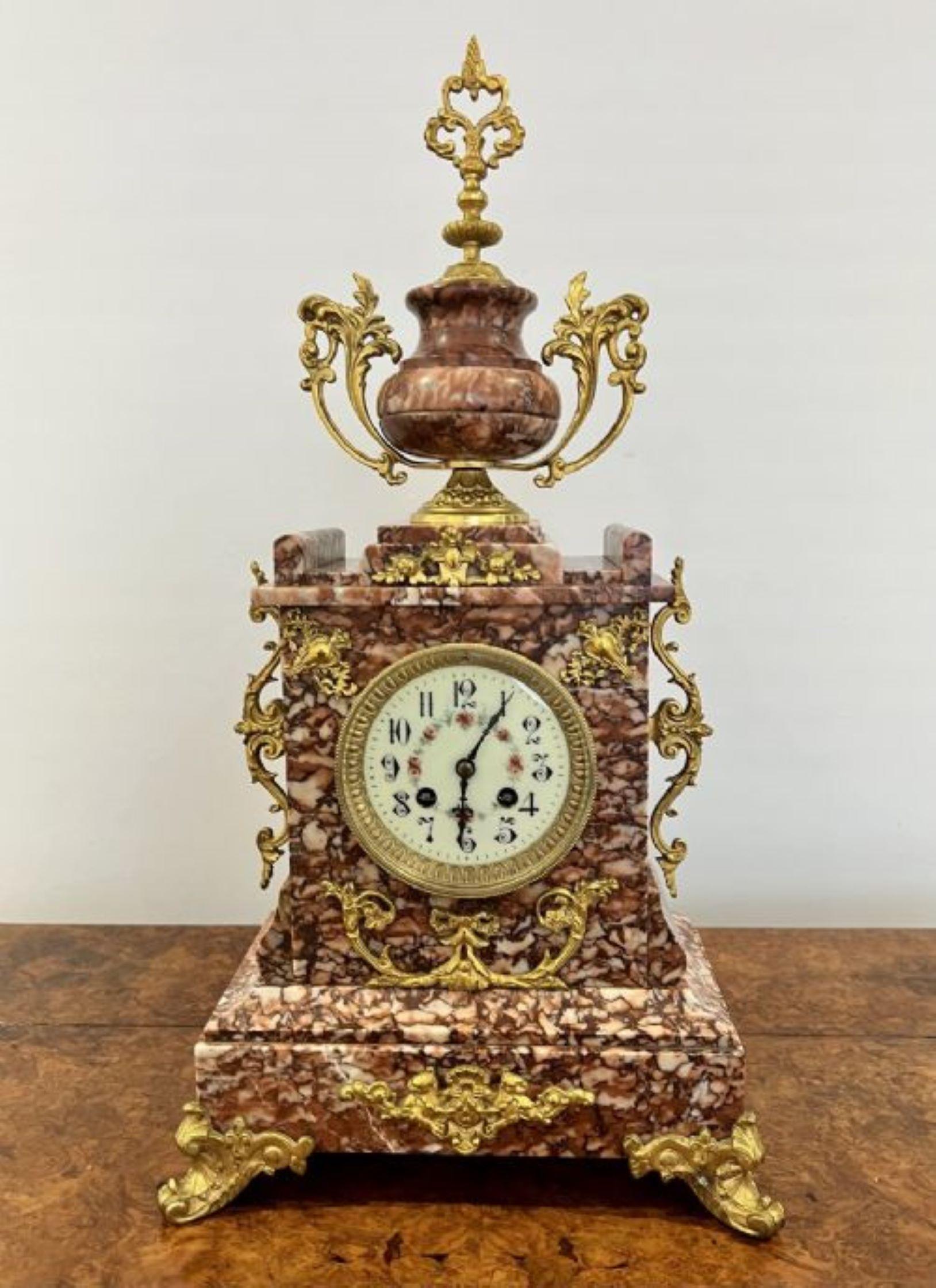 Hervorragende Qualität antiken viktorianischen Französisch verzierten Marmor Uhr Set  im Angebot 1