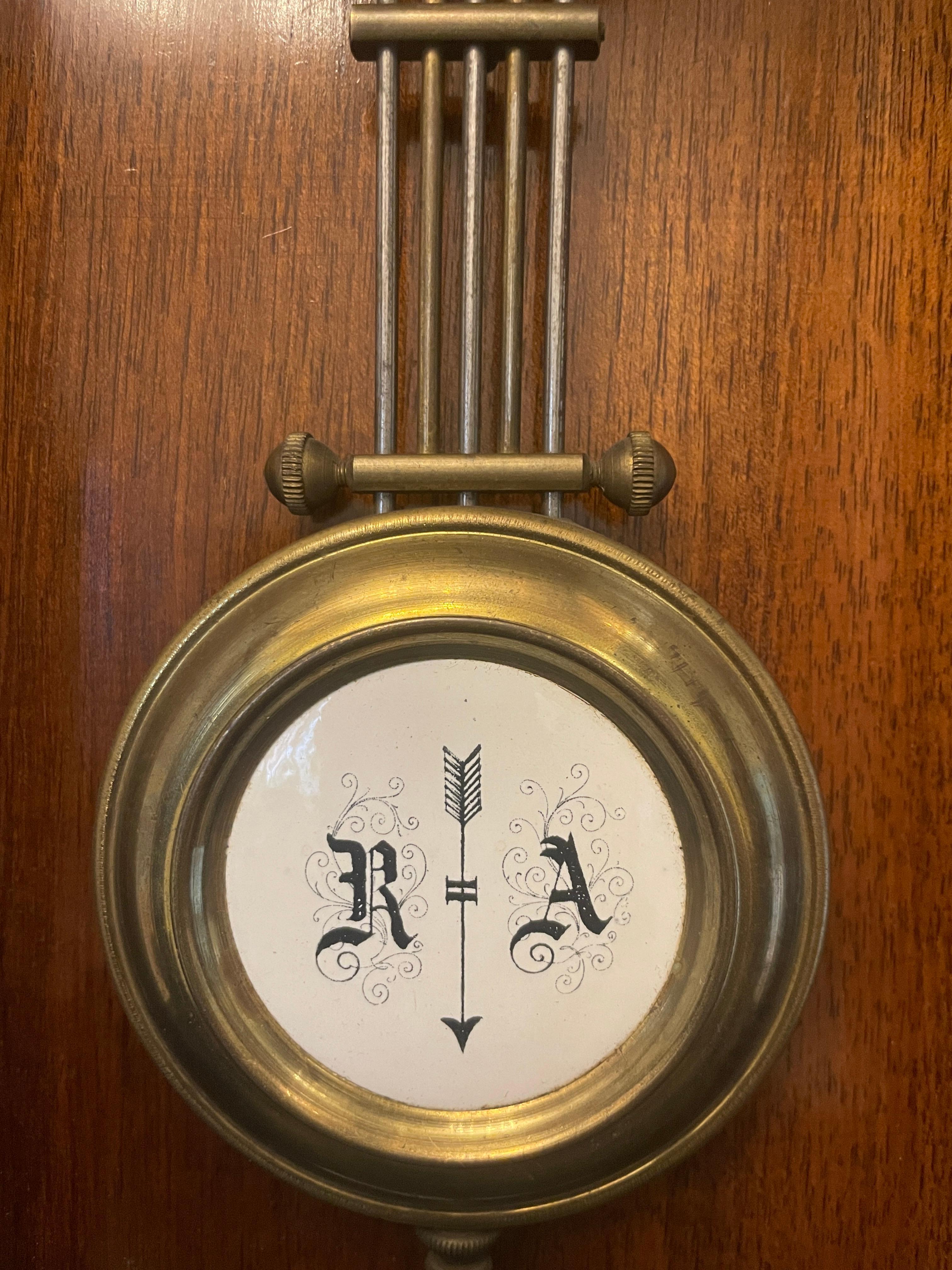 Magnífico Reloj de Pared de Viena Victoriano Antiguo de Nogal de Gustav Becker Inglés en venta