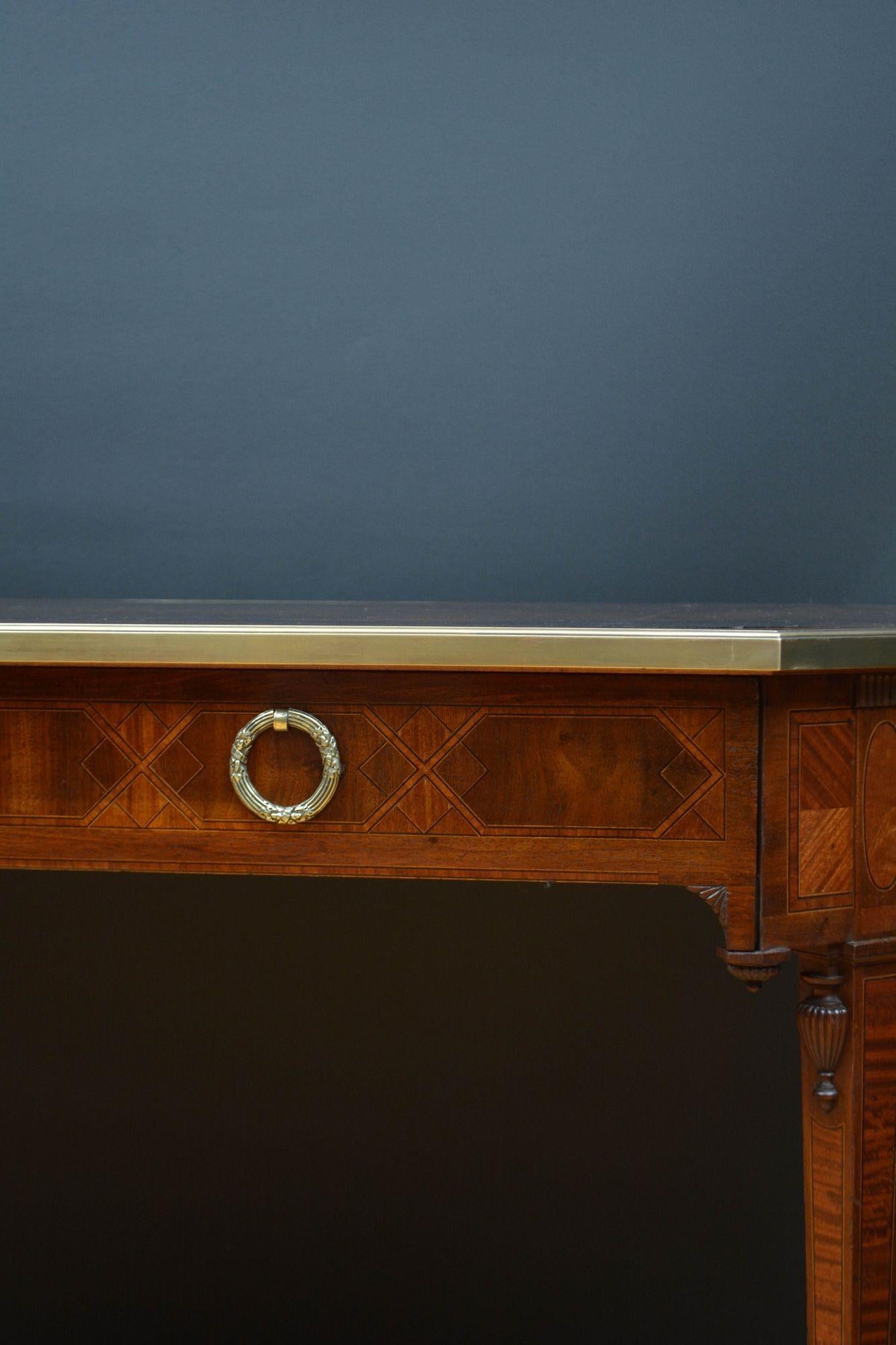 Table à écrire ancienne de grande qualité en vente 7