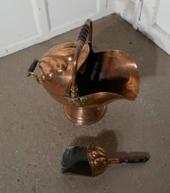 Superb Quality Arts & Crafts Copper Helmet Coal Scuttle