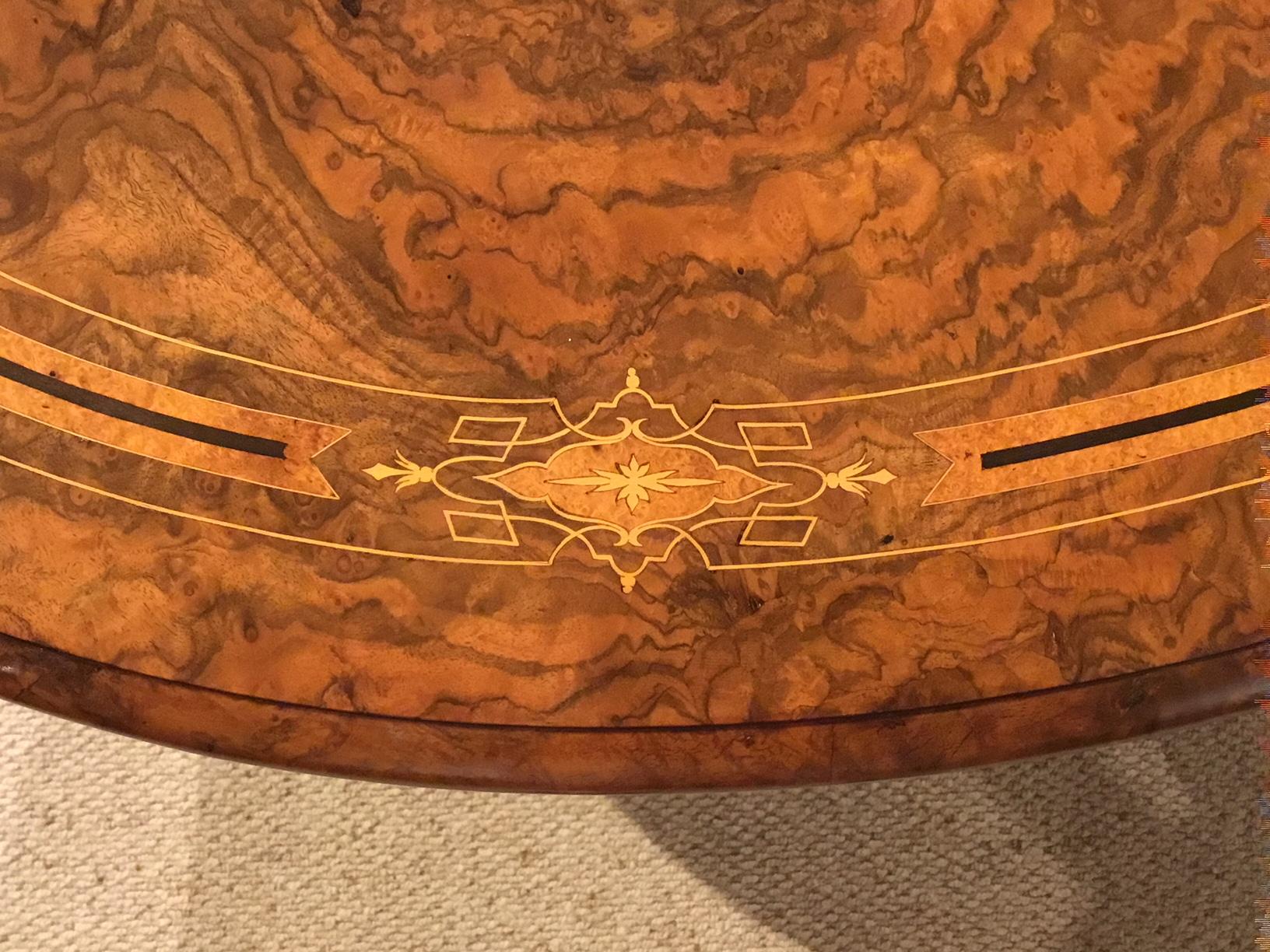 Mid-19th Century Superb Quality Burr Walnut Marquetry Inlaid Victorian Period Coffee Table