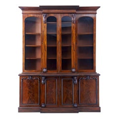 Superb Quality Early Victorian 19th Century Flame Mahogany Breakfront Bookcase