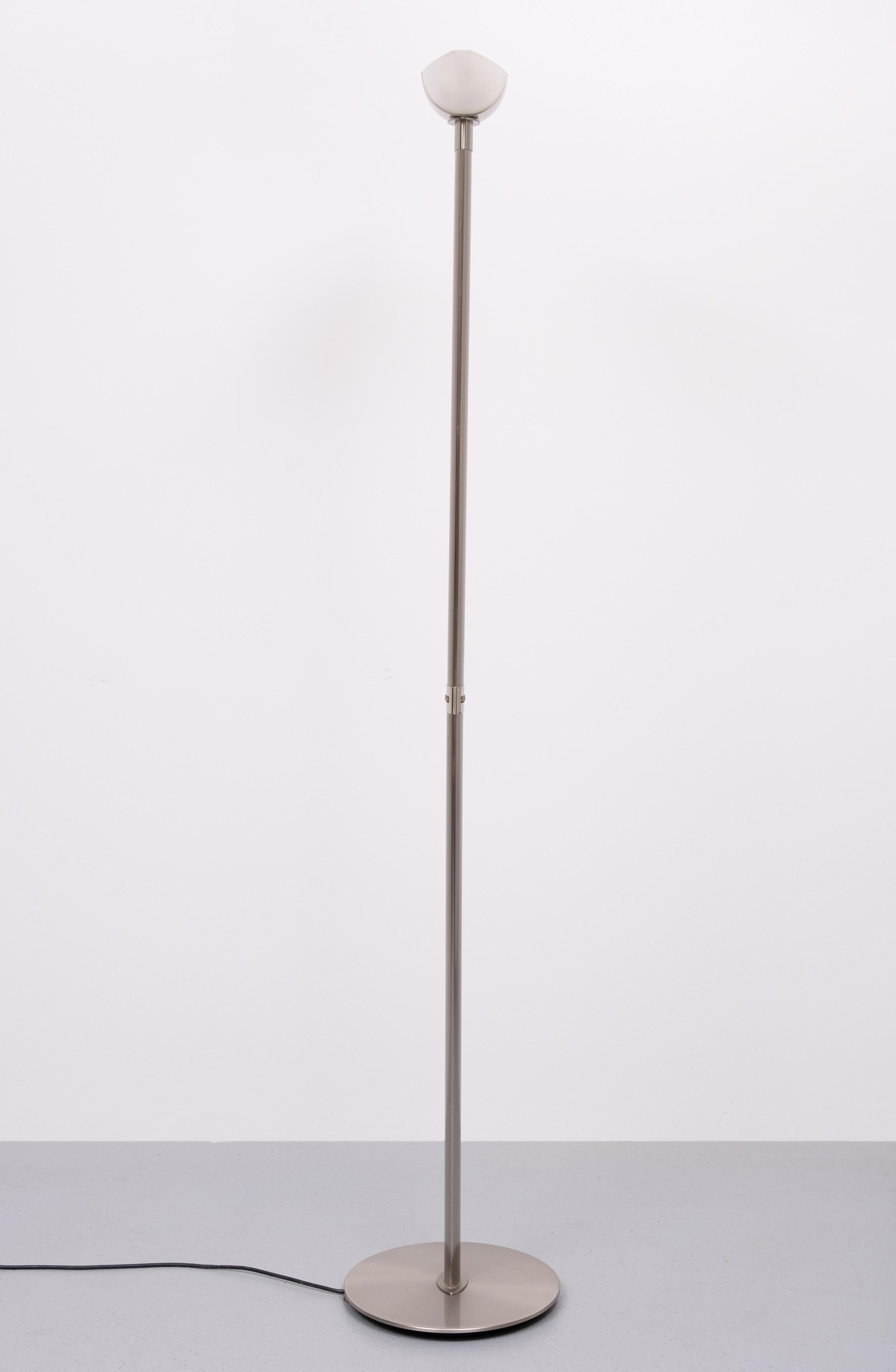 Lampada da terra Holtkotter di qualità eccellente. Germania anni '80 In condizioni buone in vendita a Den Haag, NL