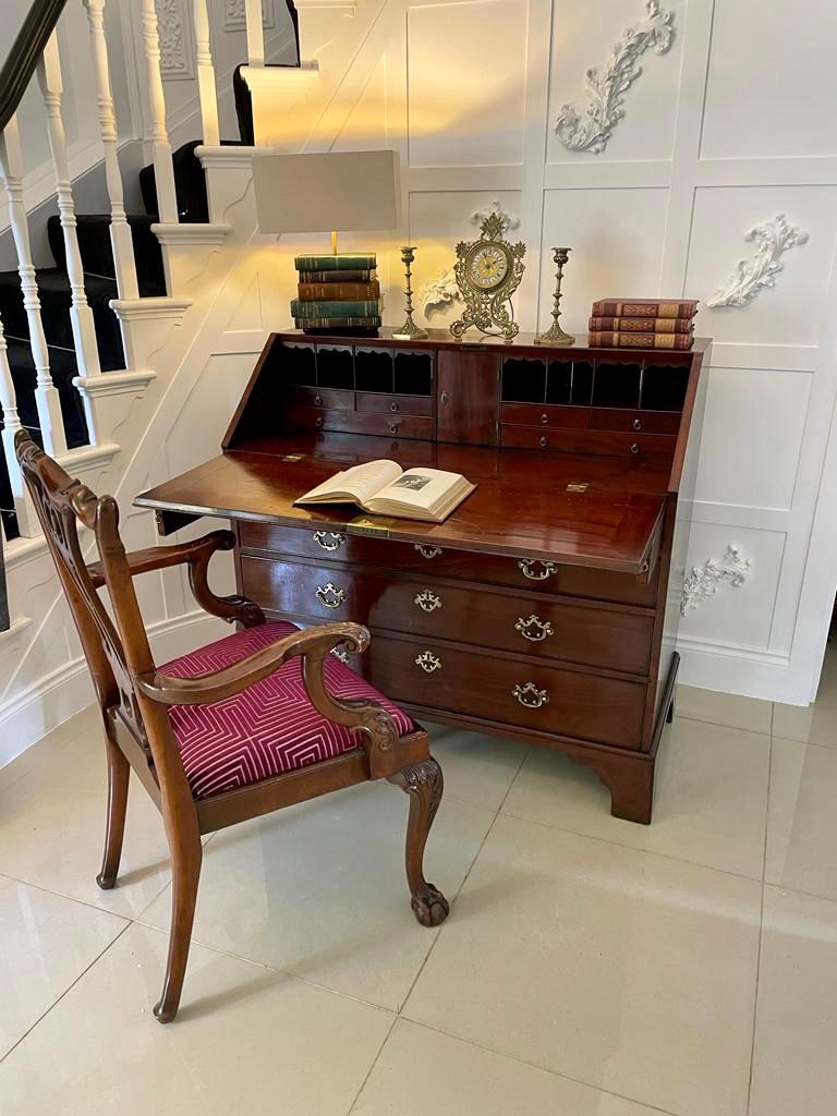 Superb Quality Large Antique George III Mahogany Bureau  In Good Condition For Sale In Suffolk, GB