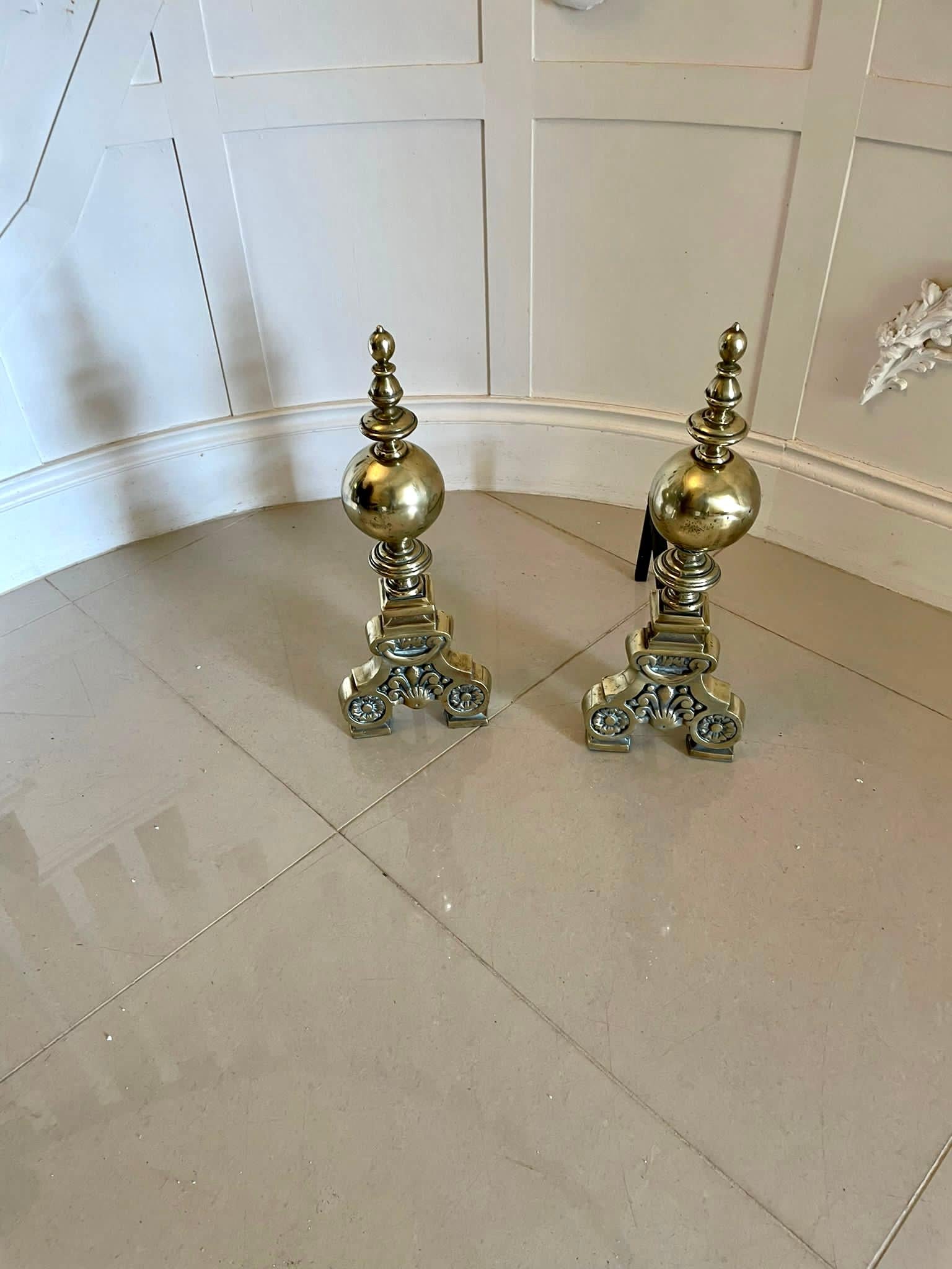 Superb Quality Ornate Antique Victorian Pair of Brass Fire Dogs For Sale 2