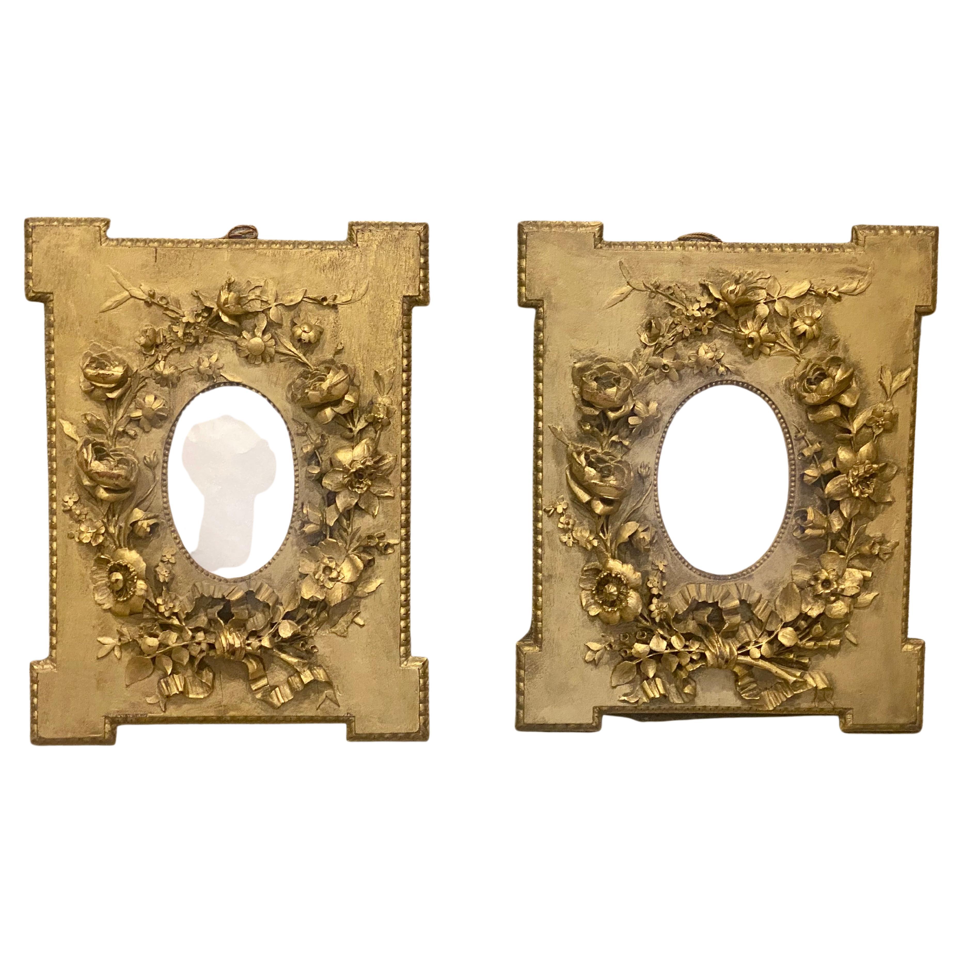 Superb Quality Pair Antique Hand Carved High Relief Gilt Wood Photo Frames 19th