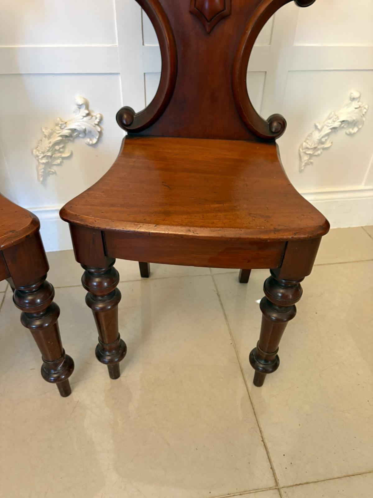 Superb Quality Pair of Antique Victorian Mahogany Hall / Side Chairs en venta 2