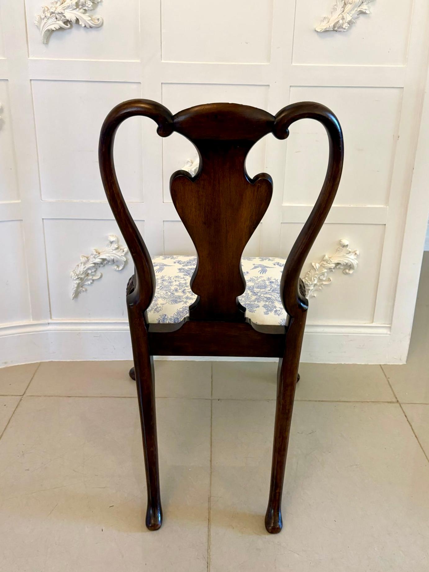 Juego de 6 Sillas de Comedor Antiguas Victorianas de Nogal Tallado de Excelente Calidad en venta 6