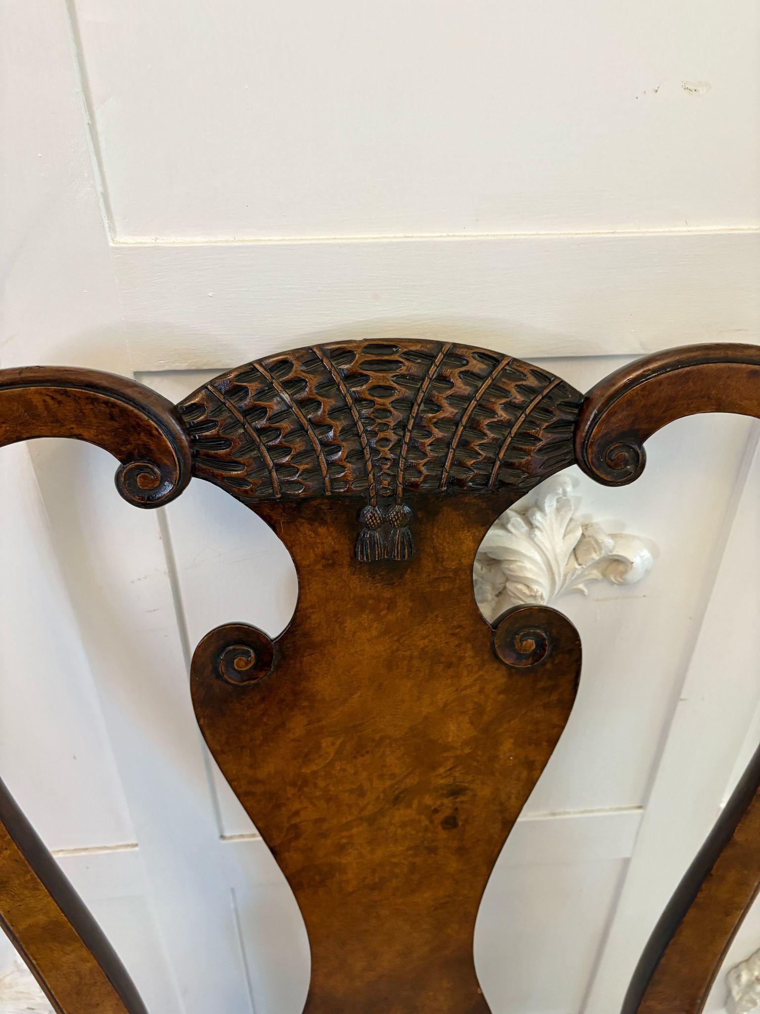 Juego de 6 Sillas de Comedor Antiguas Victorianas de Nogal Tallado de Excelente Calidad en venta 3