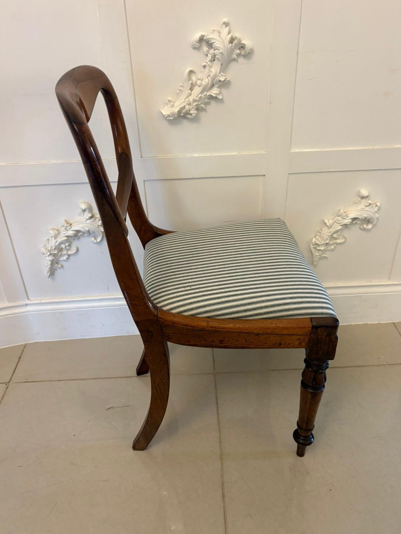 Anglais Superbe ensemble de 6 chaises de salle à manger en palissandre de l'époque victorienne en vente