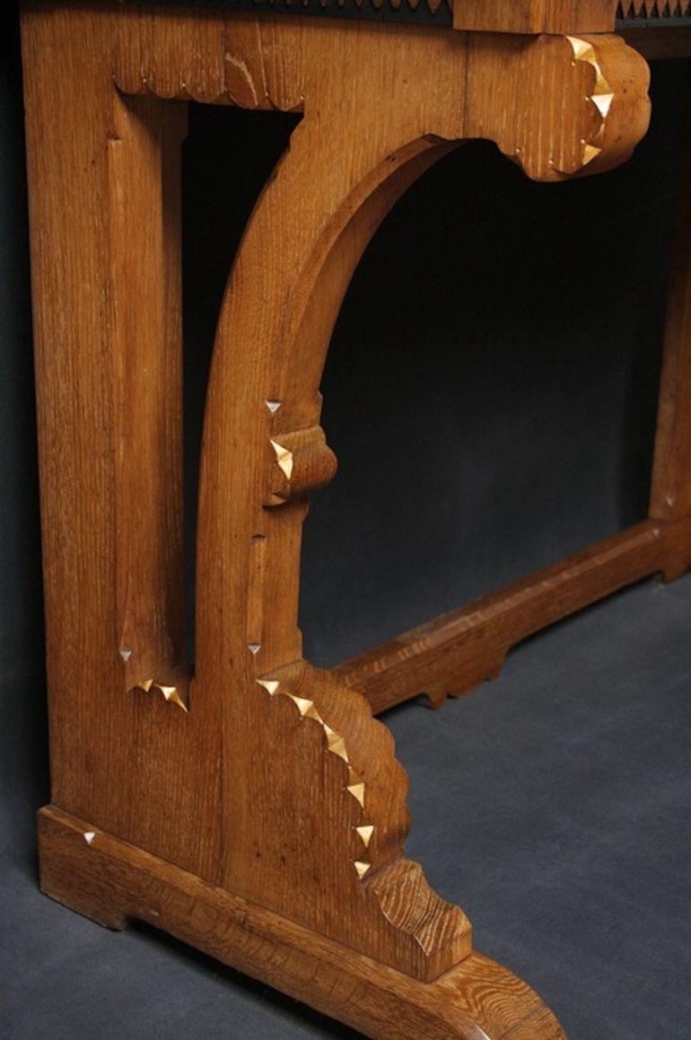 Superb Quality Victorian Console Table - Oak Hall Table In Good Condition For Sale In Whaley Bridge, GB