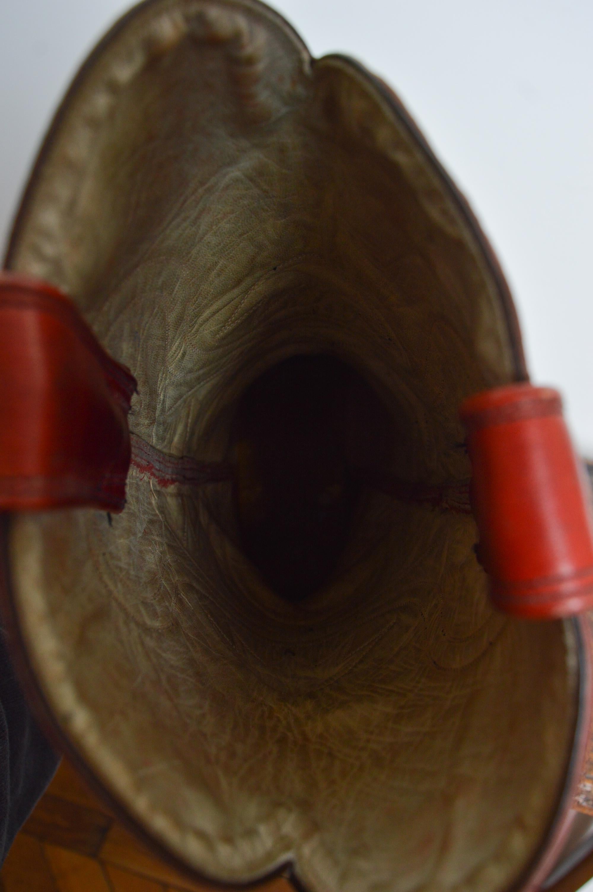 Superb Quality Vintage Cowboy Boots in Red & White Leather Circa 1950. For Sale 12
