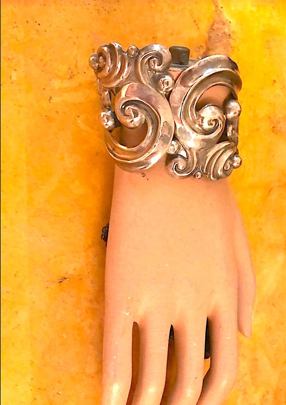 Women's Superb Rare Mexico Sterling Silver Clamper Bracelet c. 1940s by Antonio Pineda For Sale