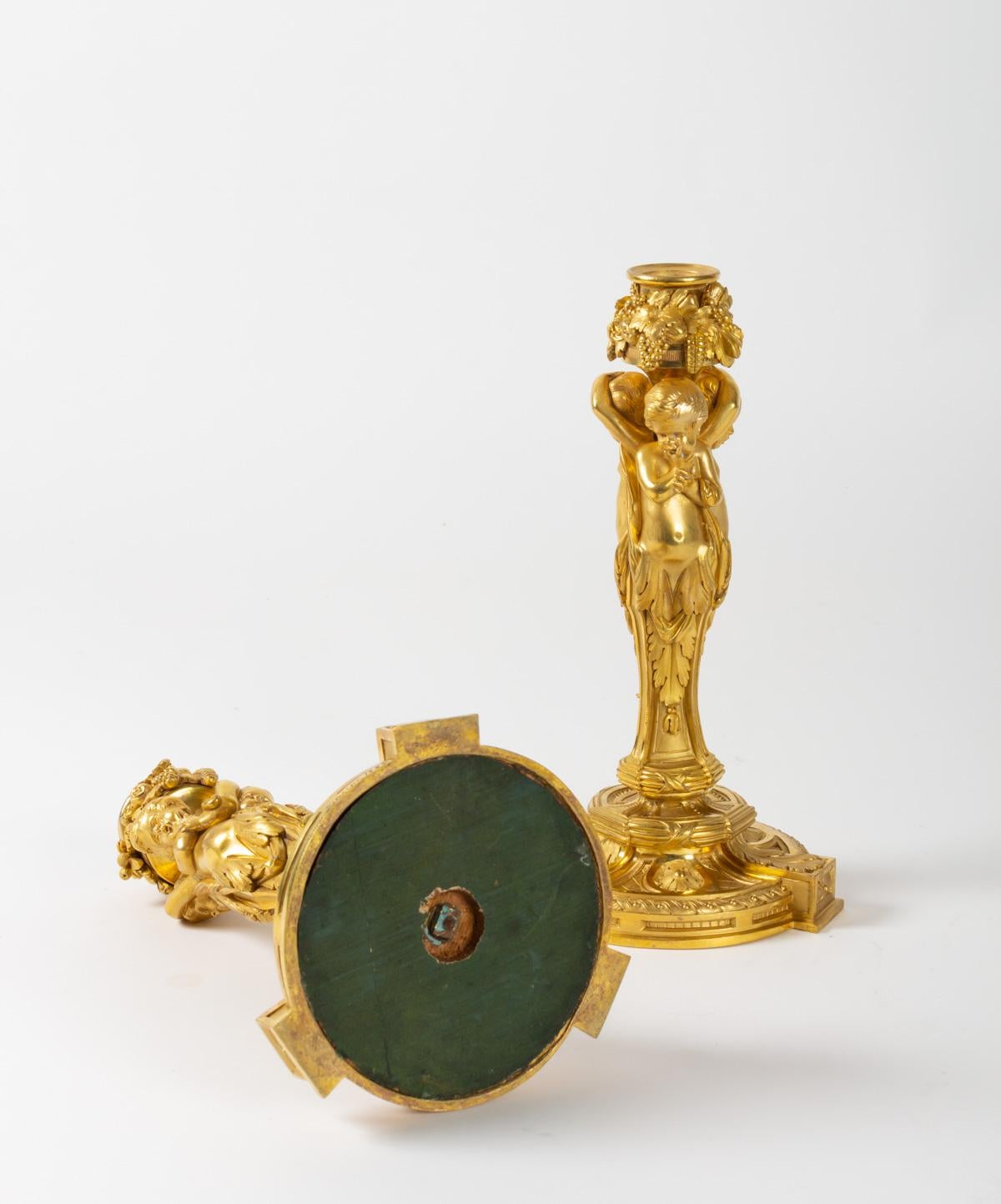 Superb, Rare Pair of Gilt Bronze Candlesticks, Louis XVI Style, by Dasson, 1882 In Excellent Condition For Sale In Saint-Ouen, FR
