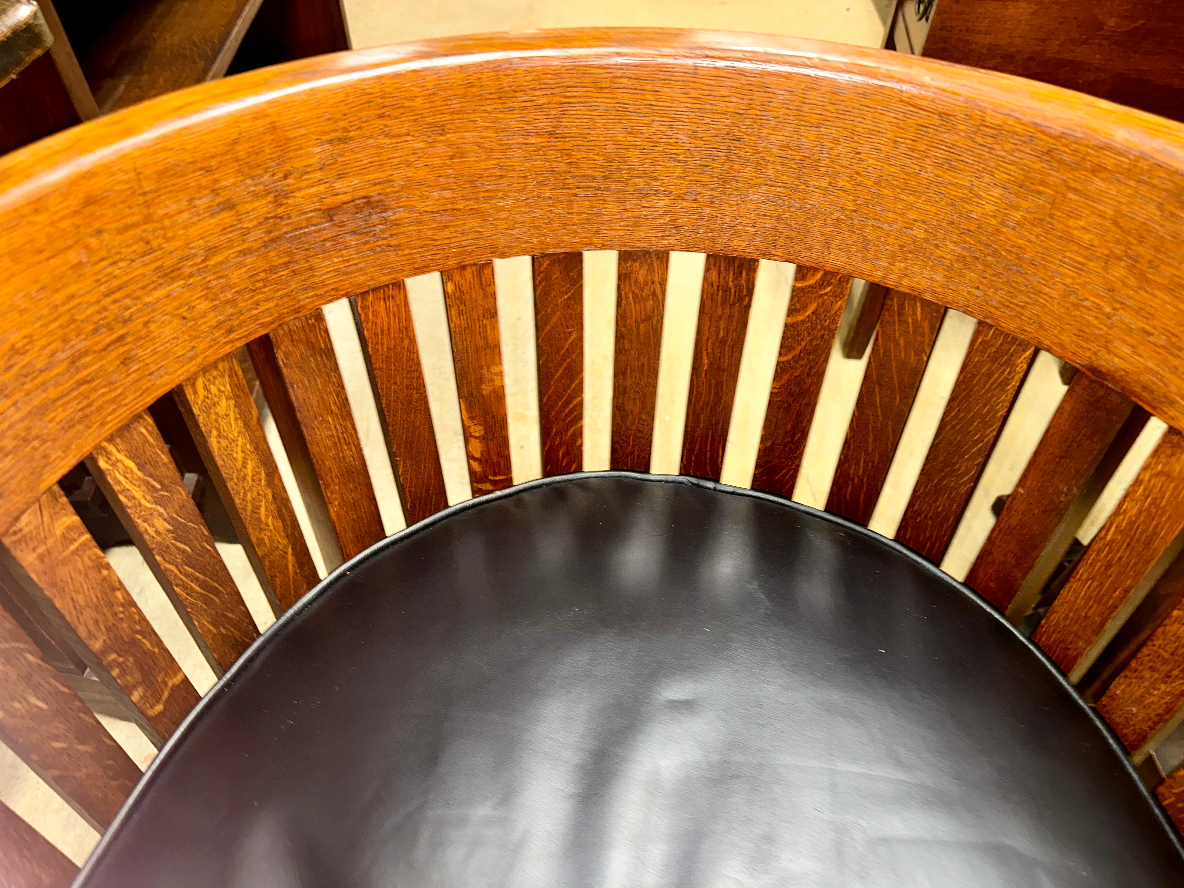 SUPERB Seltener Satz von vier (4) Plial Brothers Stühlen - Stickley Era - W8379 im Angebot 9