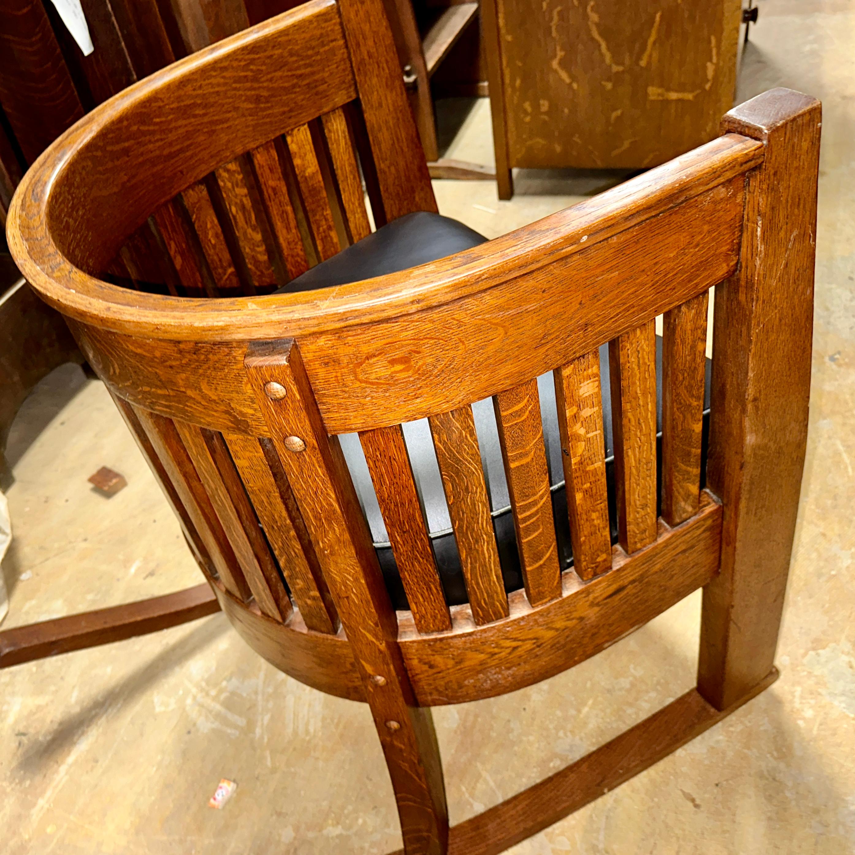 SUPERB Seltener Satz von vier (4) Plial Brothers Stühlen - Stickley Era - W8379 im Angebot 12