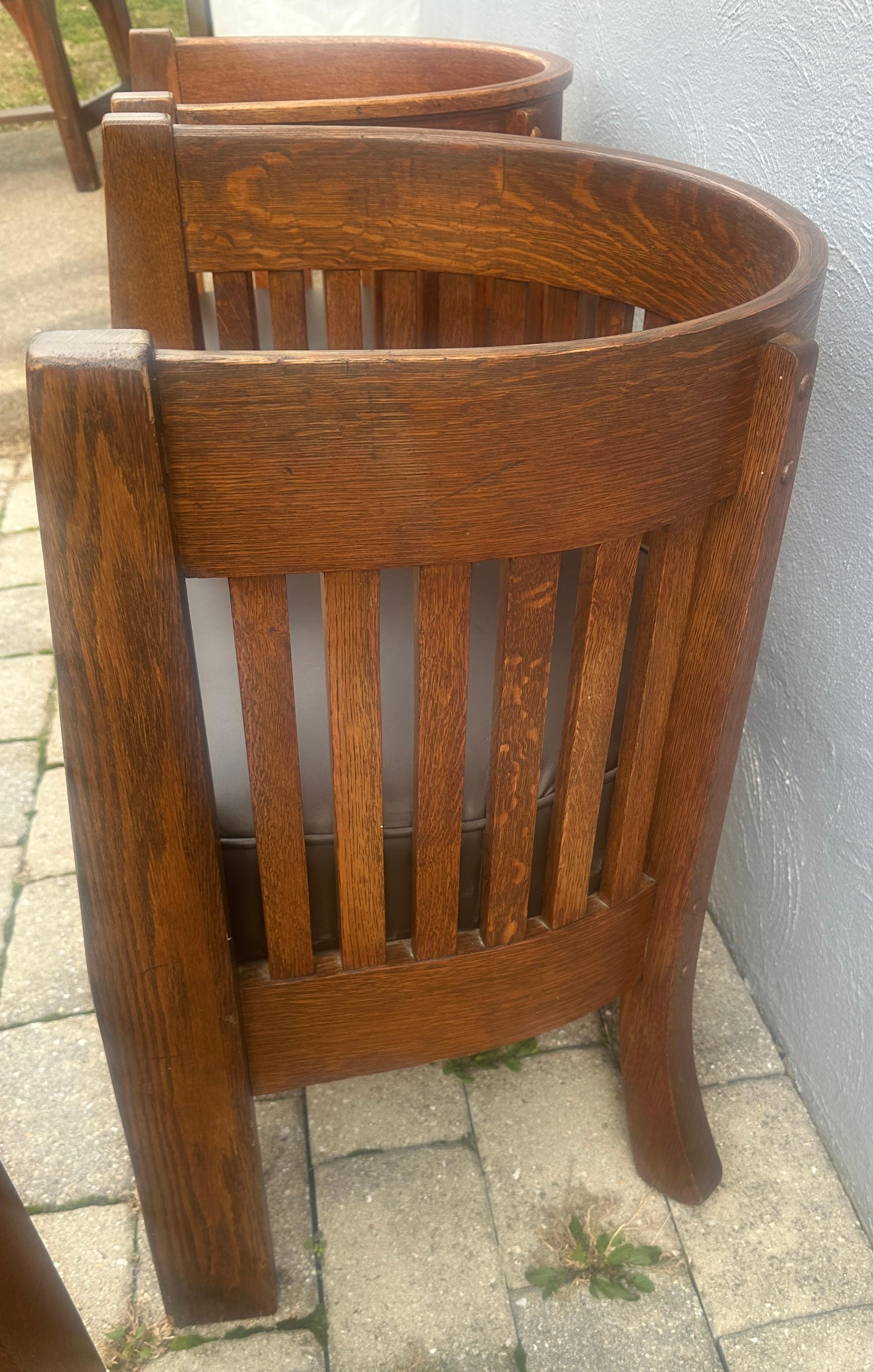 SUPERB Seltener Satz von vier (4) Plial Brothers Stühlen - Stickley Era - W8379 im Zustand „Gut“ im Angebot in Shamokin Dam, PA