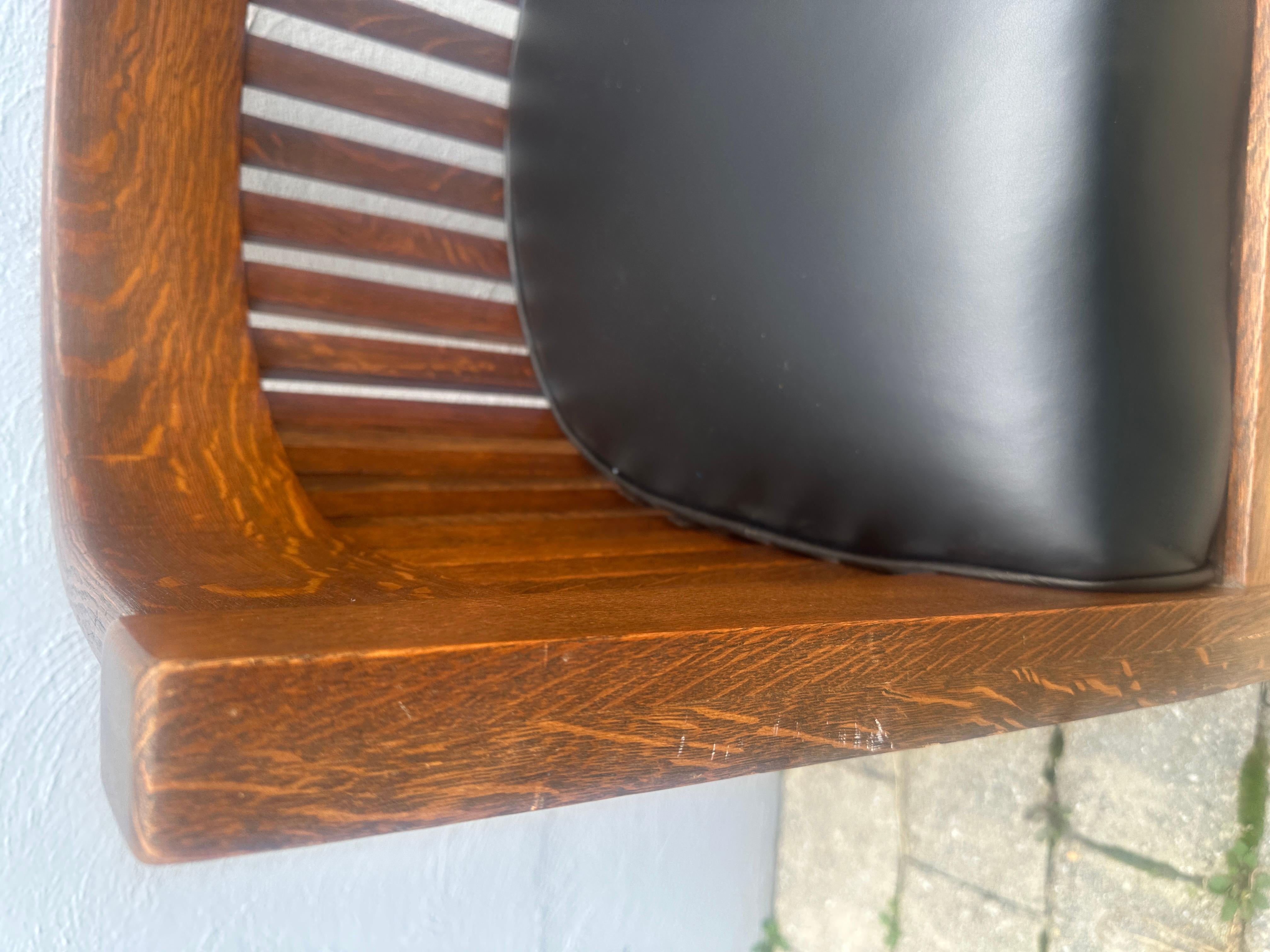 SUPERB Seltener Satz von vier (4) Plial Brothers Stühlen - Stickley Era - W8379 im Angebot 2