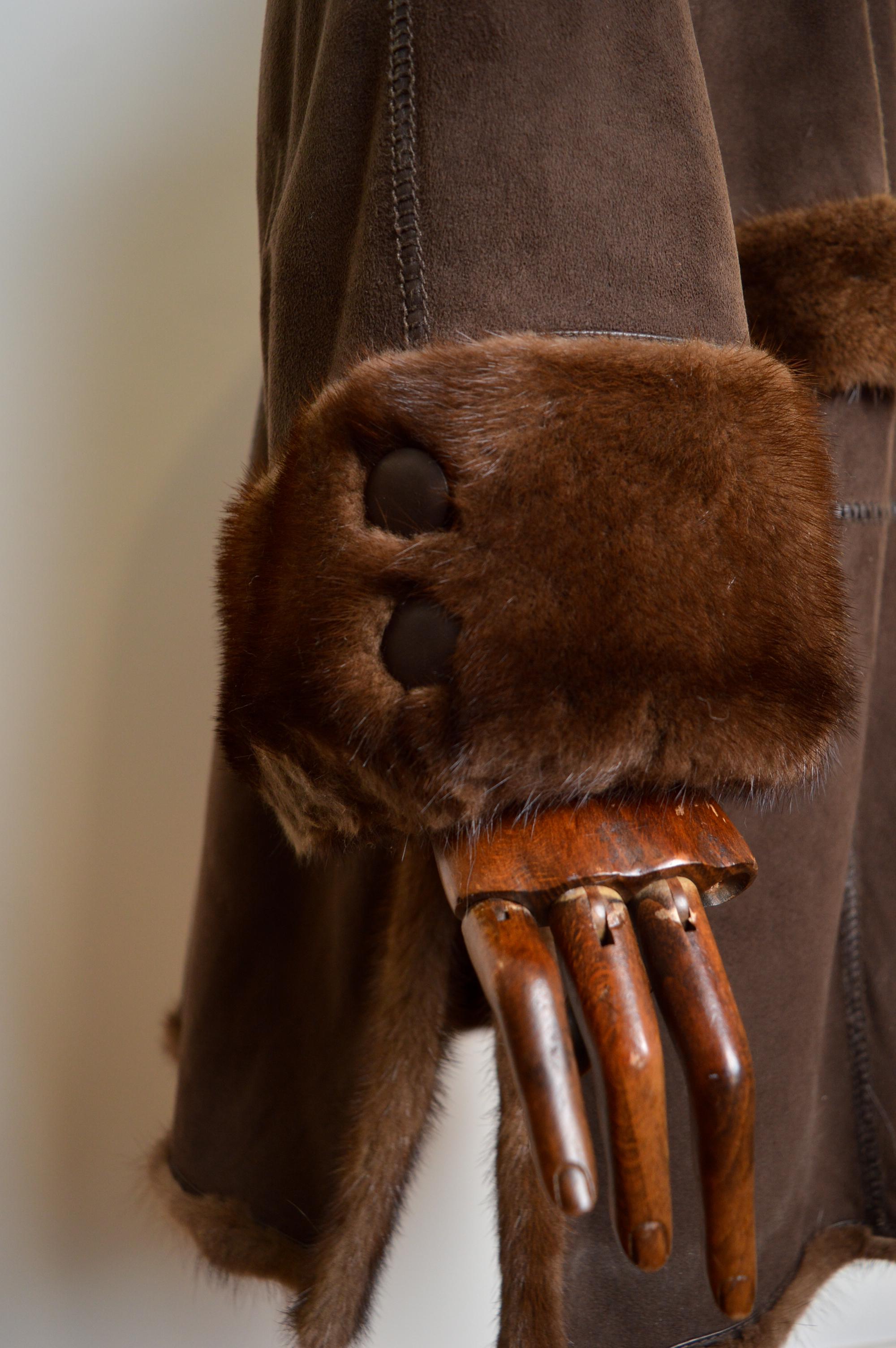 Women's Superb Reversible Vintage Belted Mink Fur Coat & Suede Trim Sheepskin Jacket