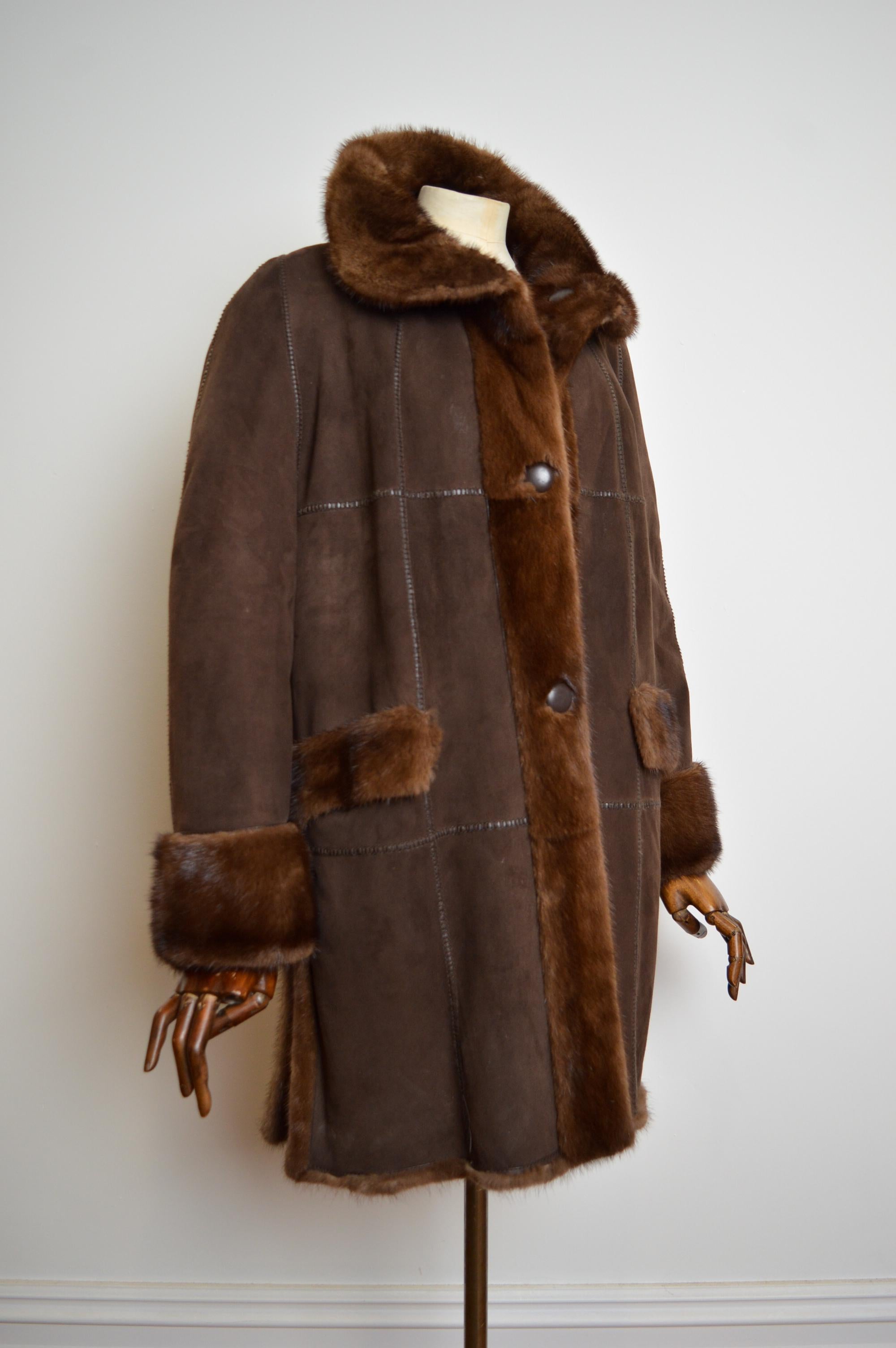 Superb Reversible Vintage Belted Mink Fur Coat & Suede Trim Sheepskin Jacket 2