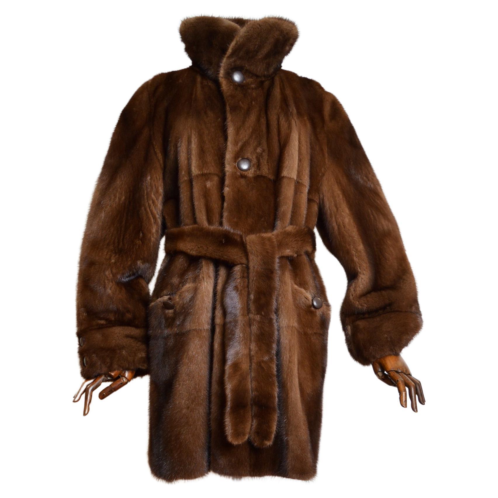Superb Reversible Vintage Belted Mink Fur Coat & Suede Trim Sheepskin Jacket For Sale