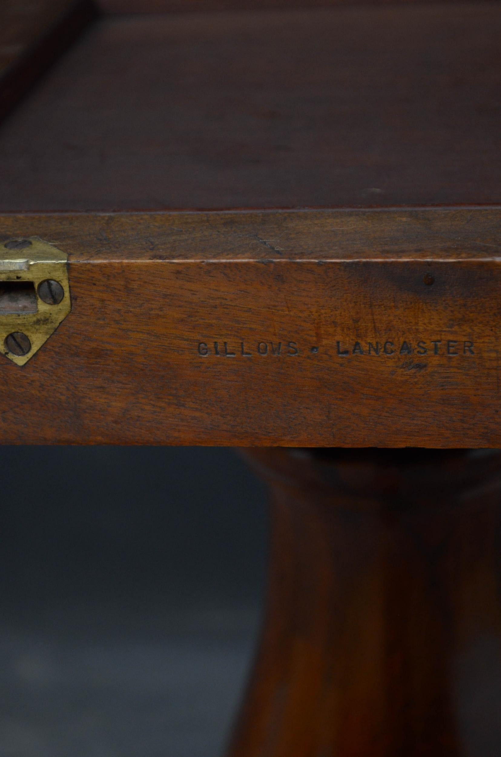 Superb Rosewood Centre Table, Stamped Gillows 6