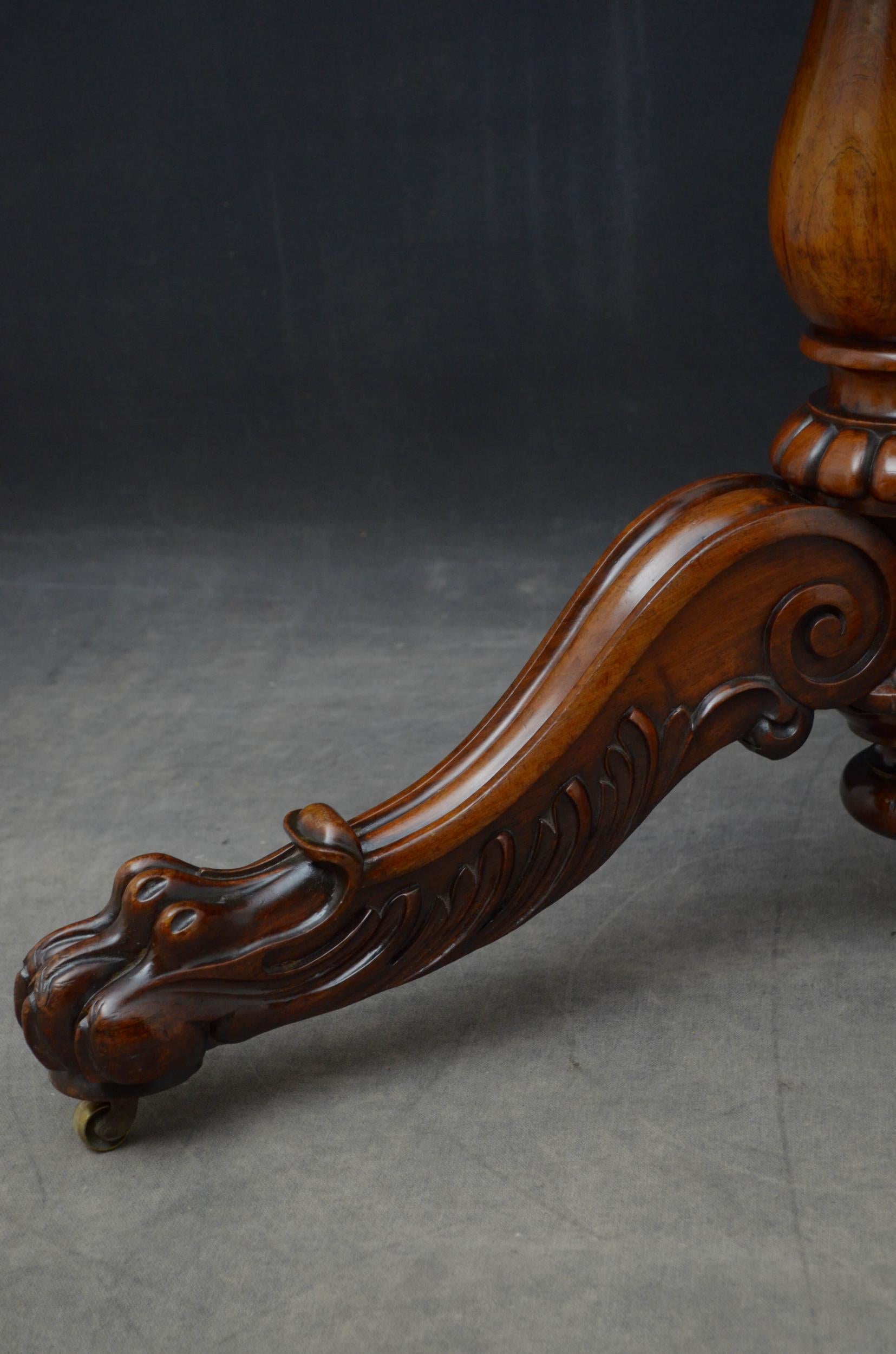 Superb Rosewood Centre Table, Stamped Gillows 10