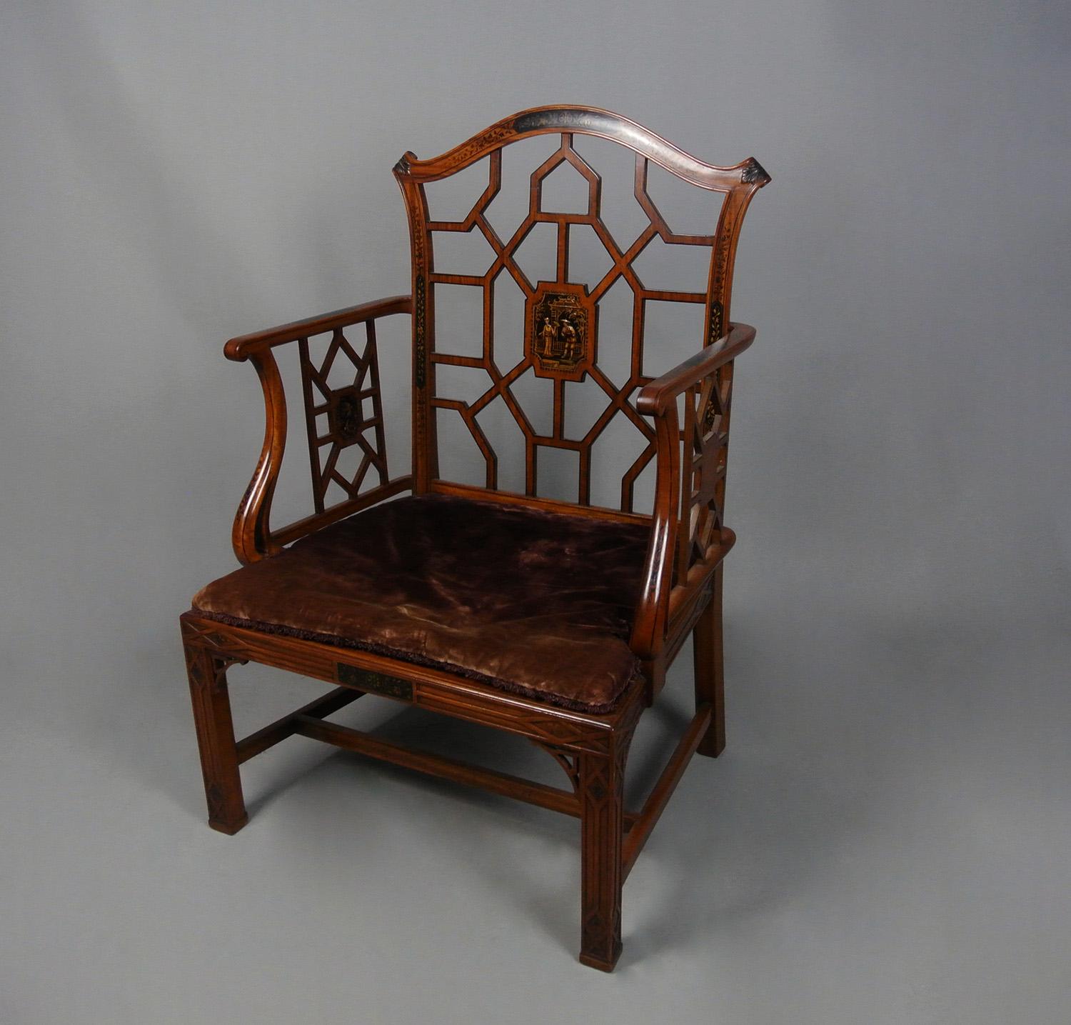 Superb Satinwood and Hand Painted Chinoiserie Cockpen Armchair c. 1900 For Sale 7
