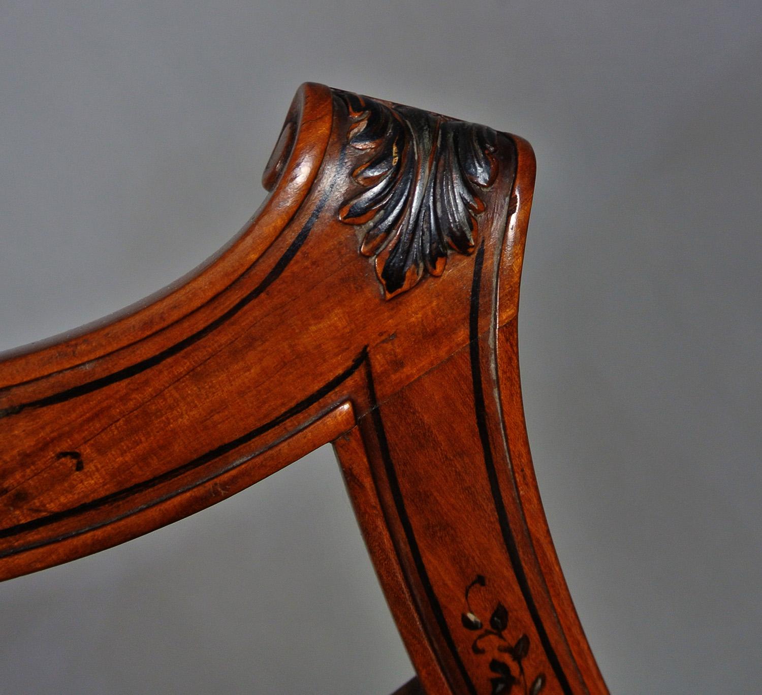 Superb Satinwood and Hand Painted Chinoiserie Cockpen Armchair c. 1900 For Sale 5