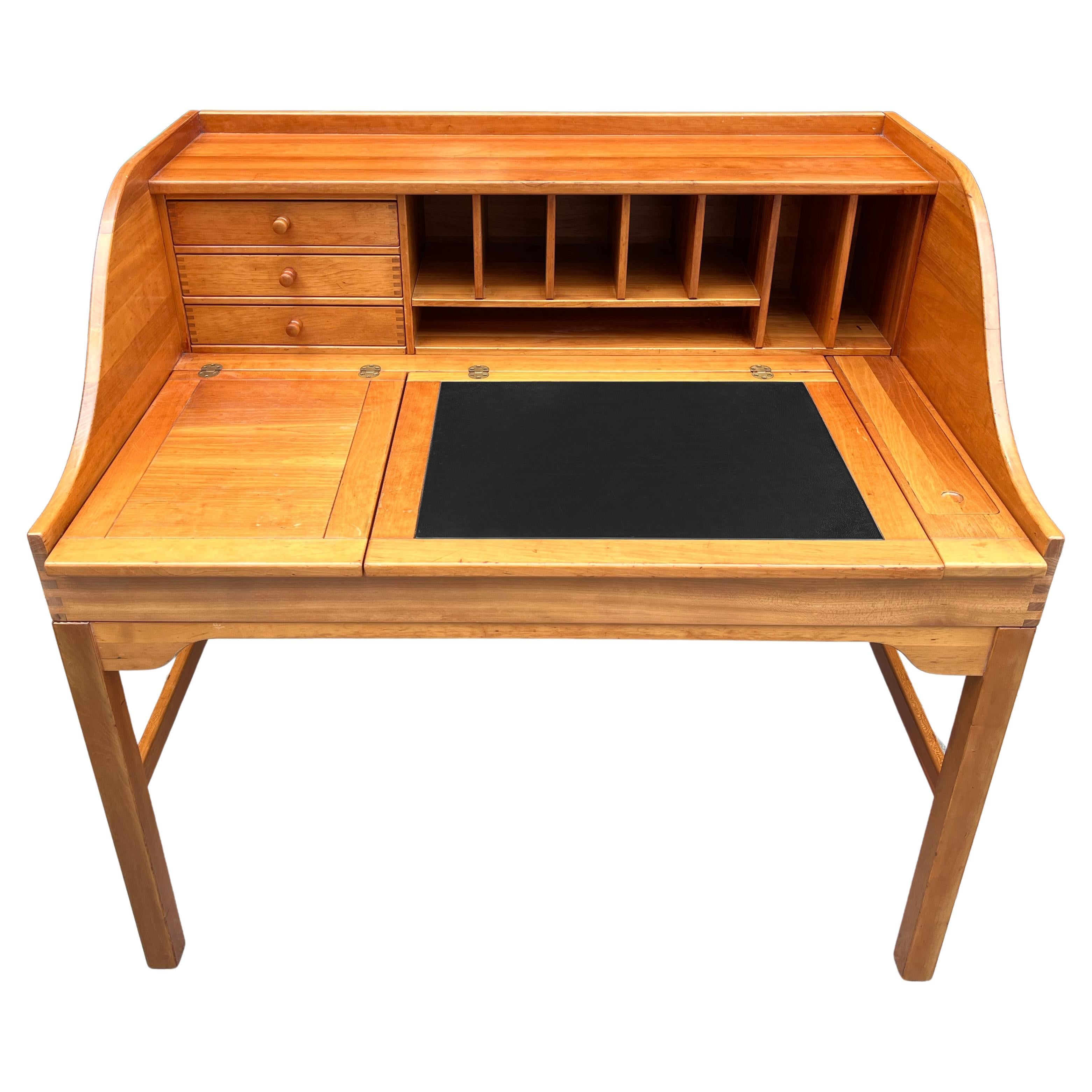Superb Scandinavian Desk  For Sale 3