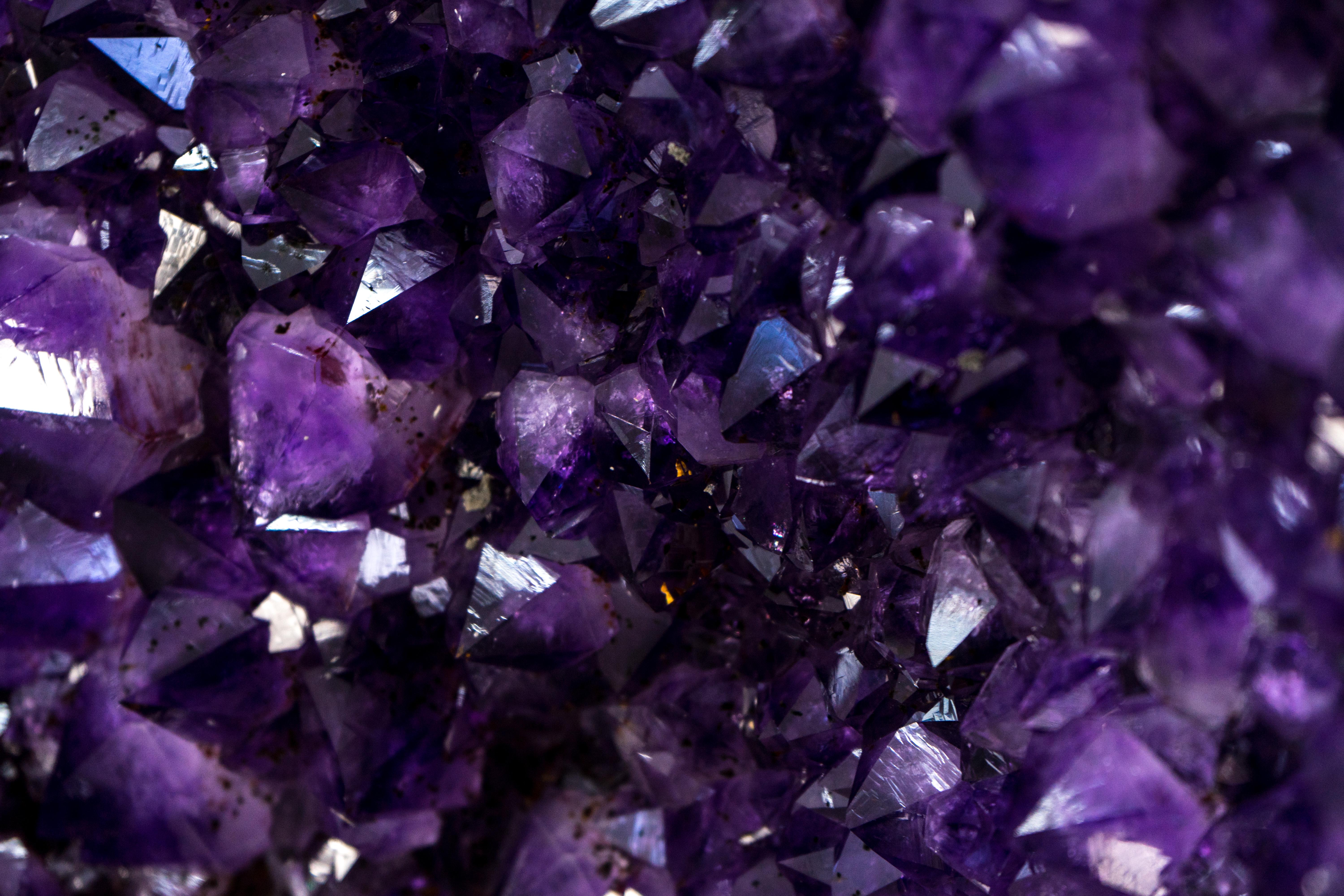 Cristallo Superba Sculptura X-Large Amethyst Geode Wings con Ametista Viola - Speciale in vendita