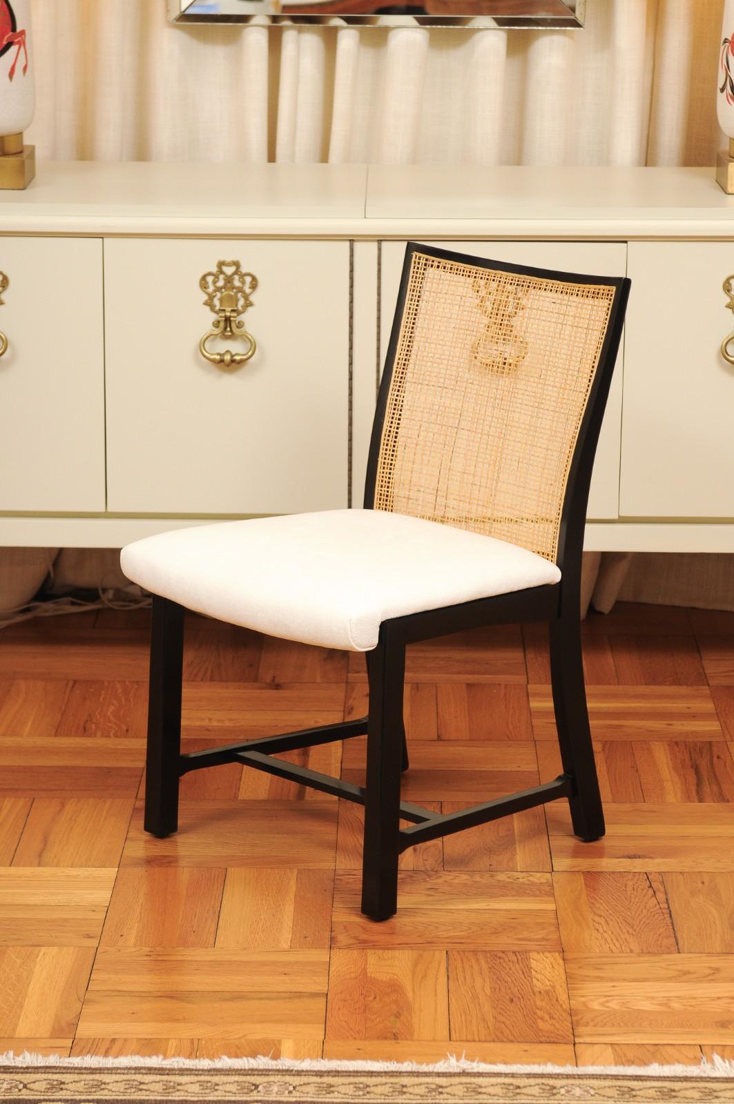 Superbe ensemble de 8 chaises d'appoint vintage en laque noire de Michael Taylor pour Baker en vente 3