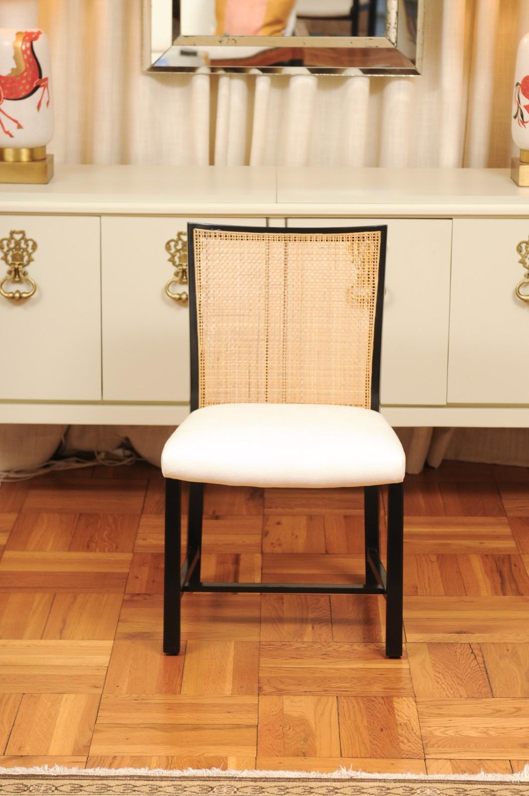 Superbe ensemble de 8 chaises d'appoint vintage en laque noire de Michael Taylor pour Baker Excellent état - En vente à Atlanta, GA