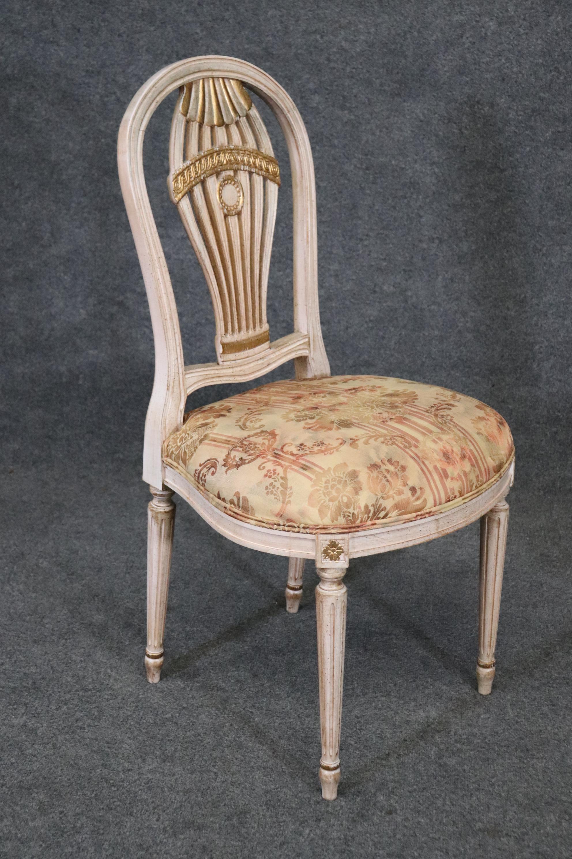 Superb Set of 8 Maison Jansen Attributed Set Painted Gilded Dining Chairs In Good Condition For Sale In Swedesboro, NJ