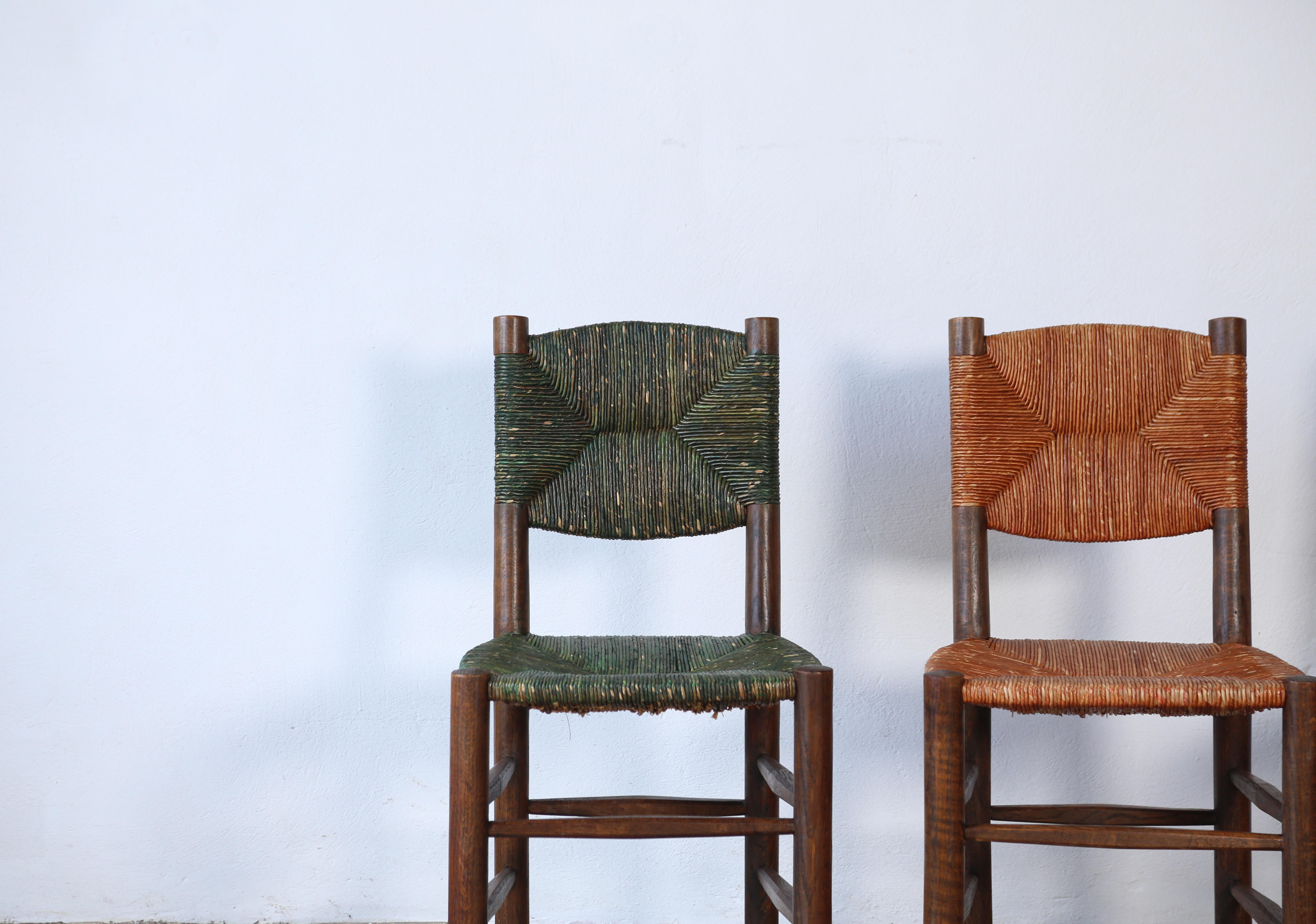 Mid-Century moderno Superbo set di sedie Bauche modello 19 di Charlotte Perriand, Francia, anni '50 in vendita
