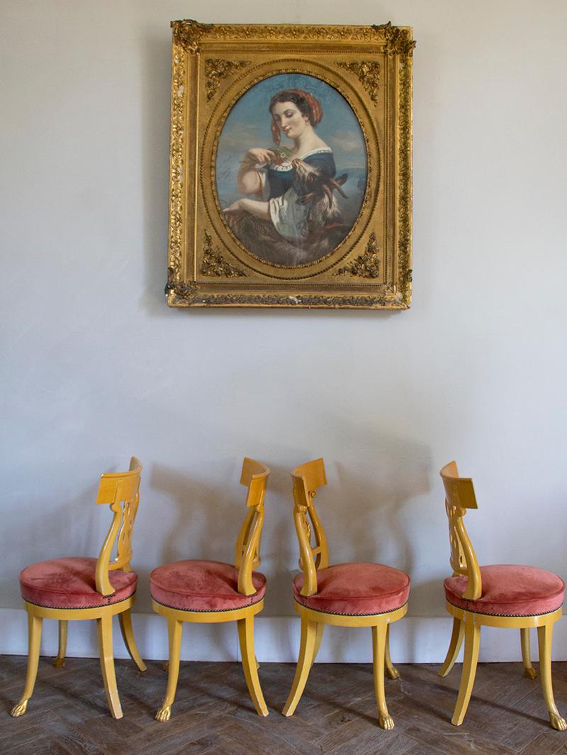 Superb Set of Italian Chairs in Yellow Gold Lacquered Wood, circa 1950 In Good Condition For Sale In Beuzevillette, FR