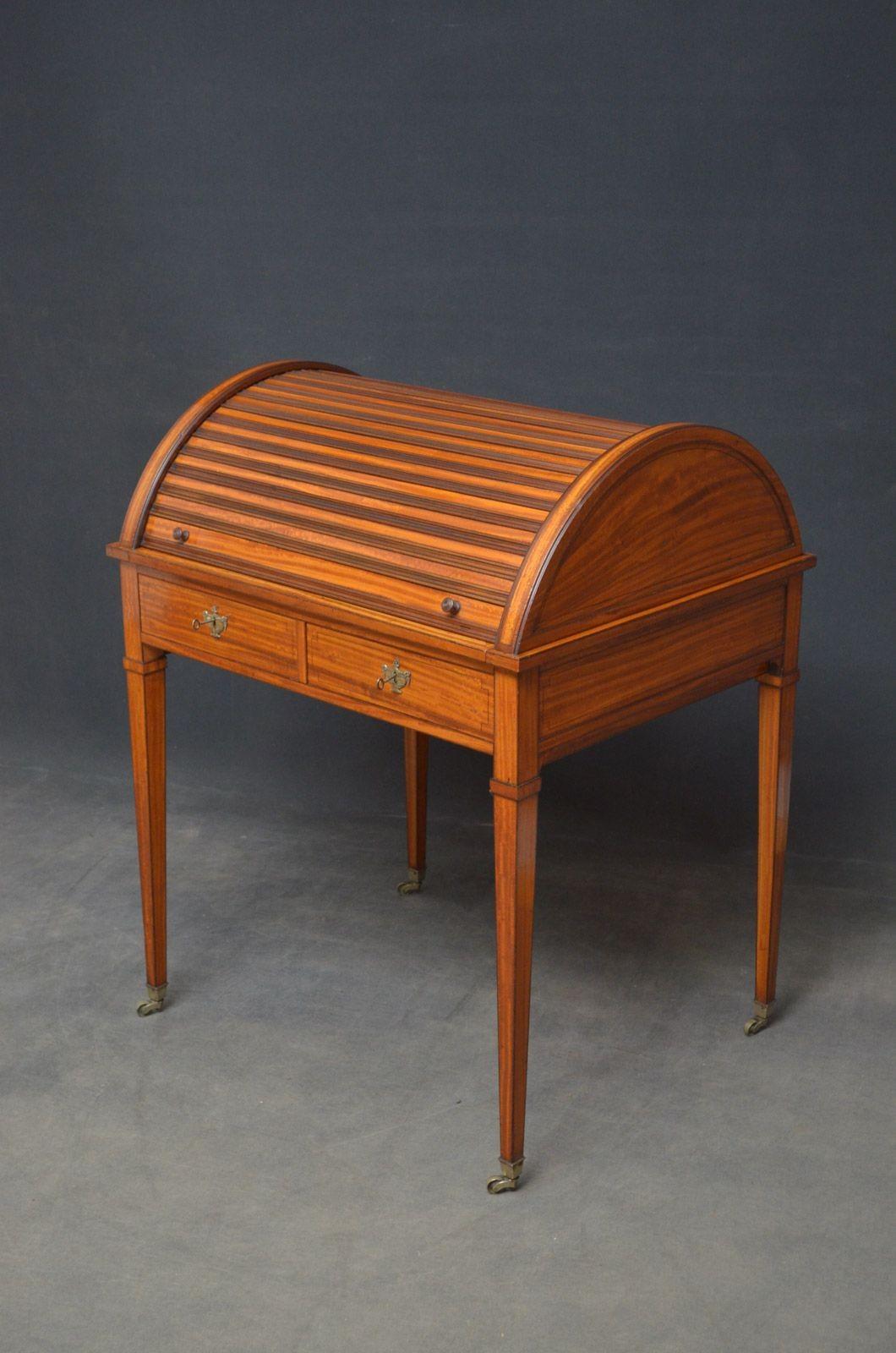 Late 19th Century Superb Sheraton Revival Satinwood Desk For Sale